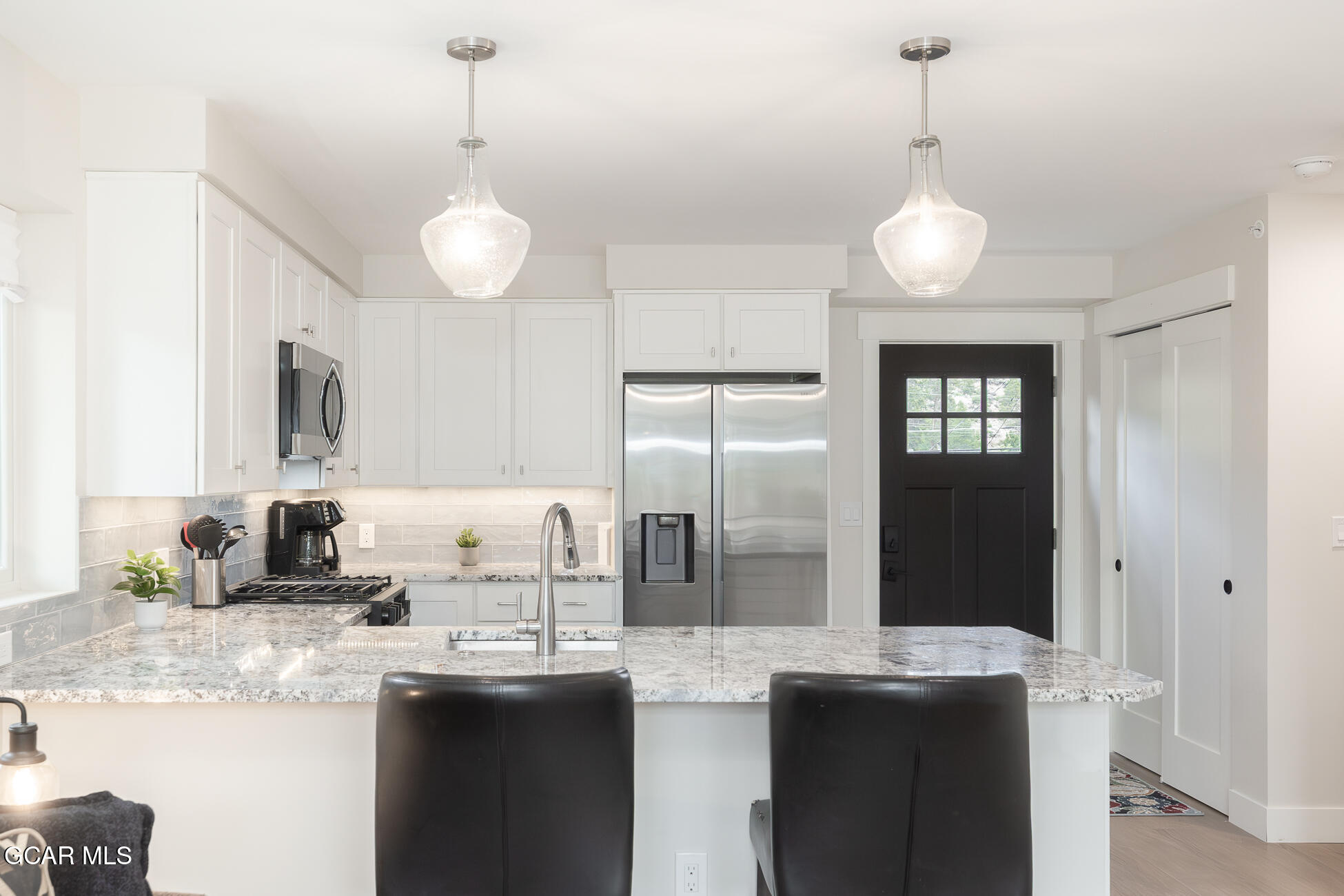 505 GRAND Avenue 206