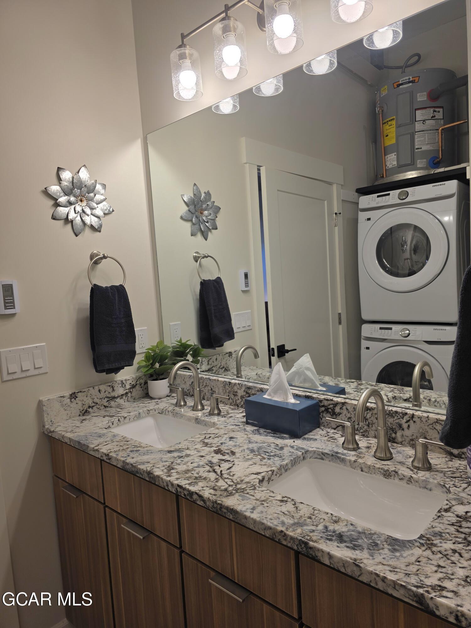 824 Grand Avenue 114