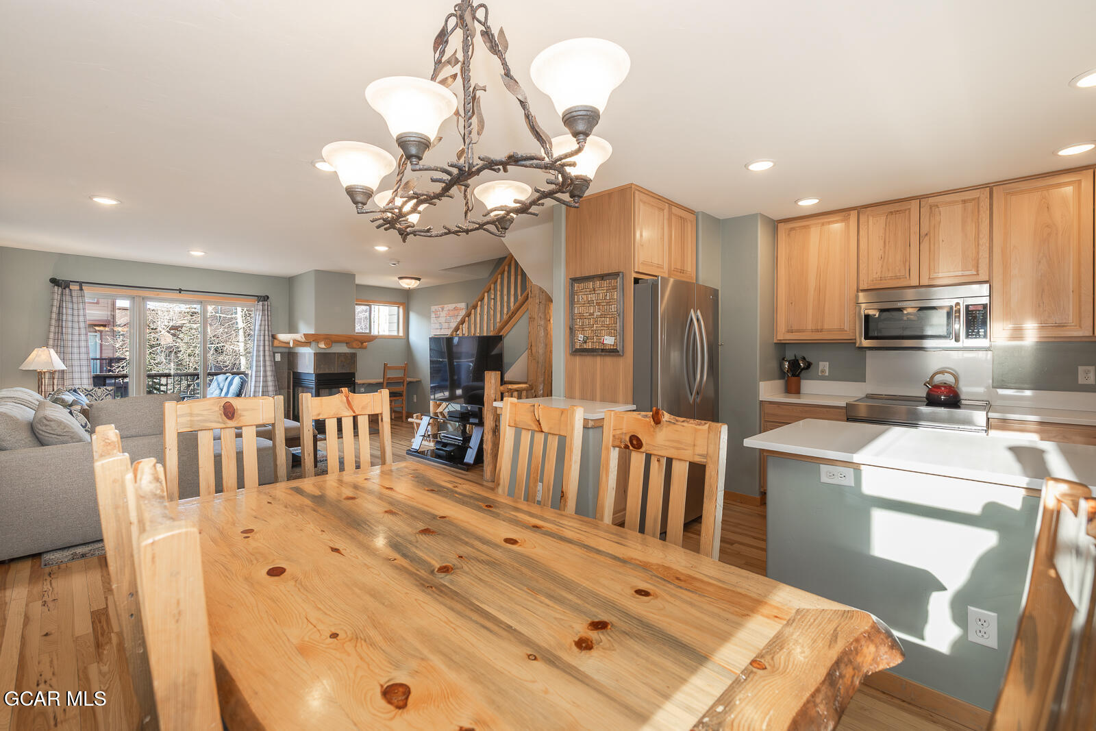 210 SAWYER Circle