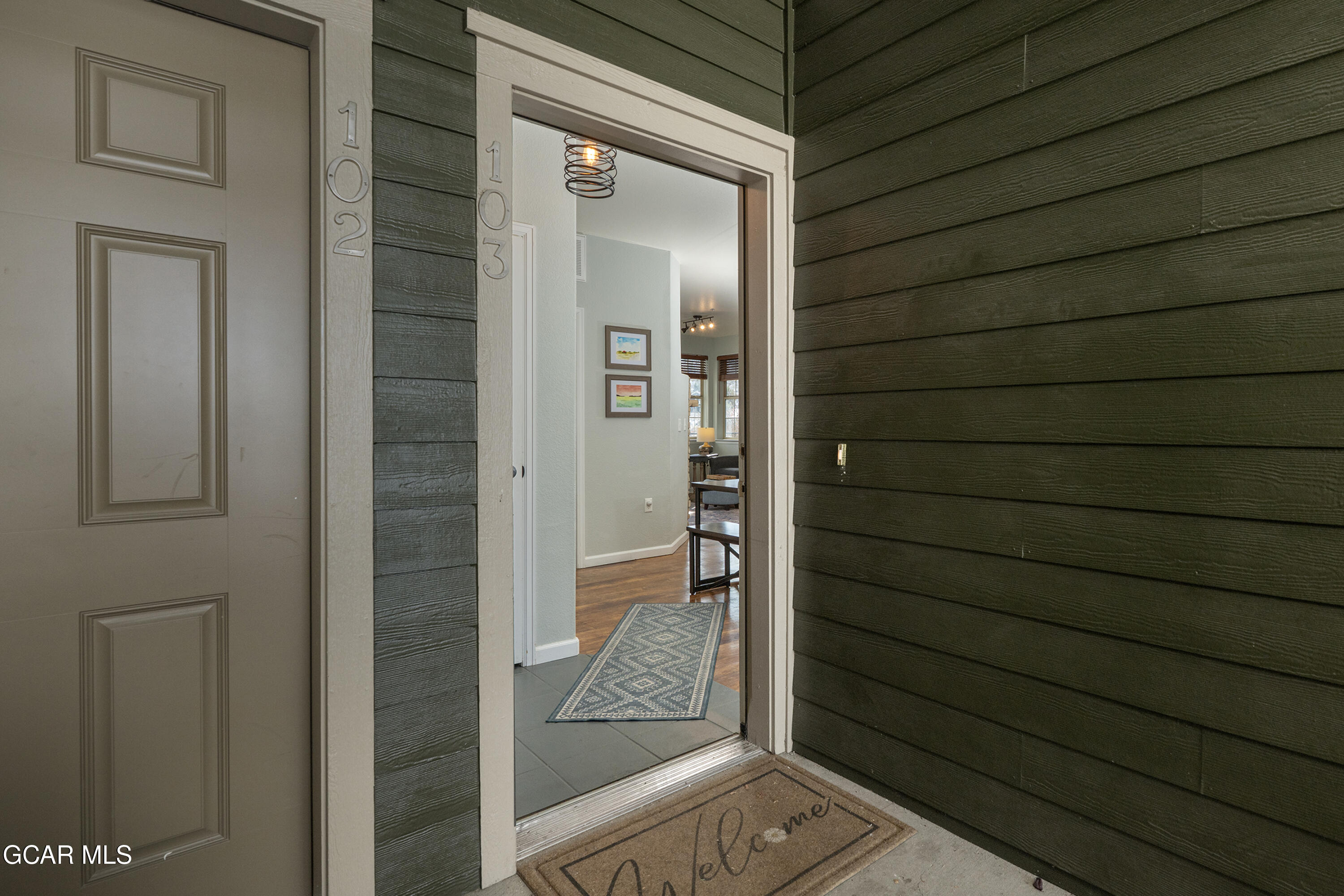 154 Village Rd #C-103