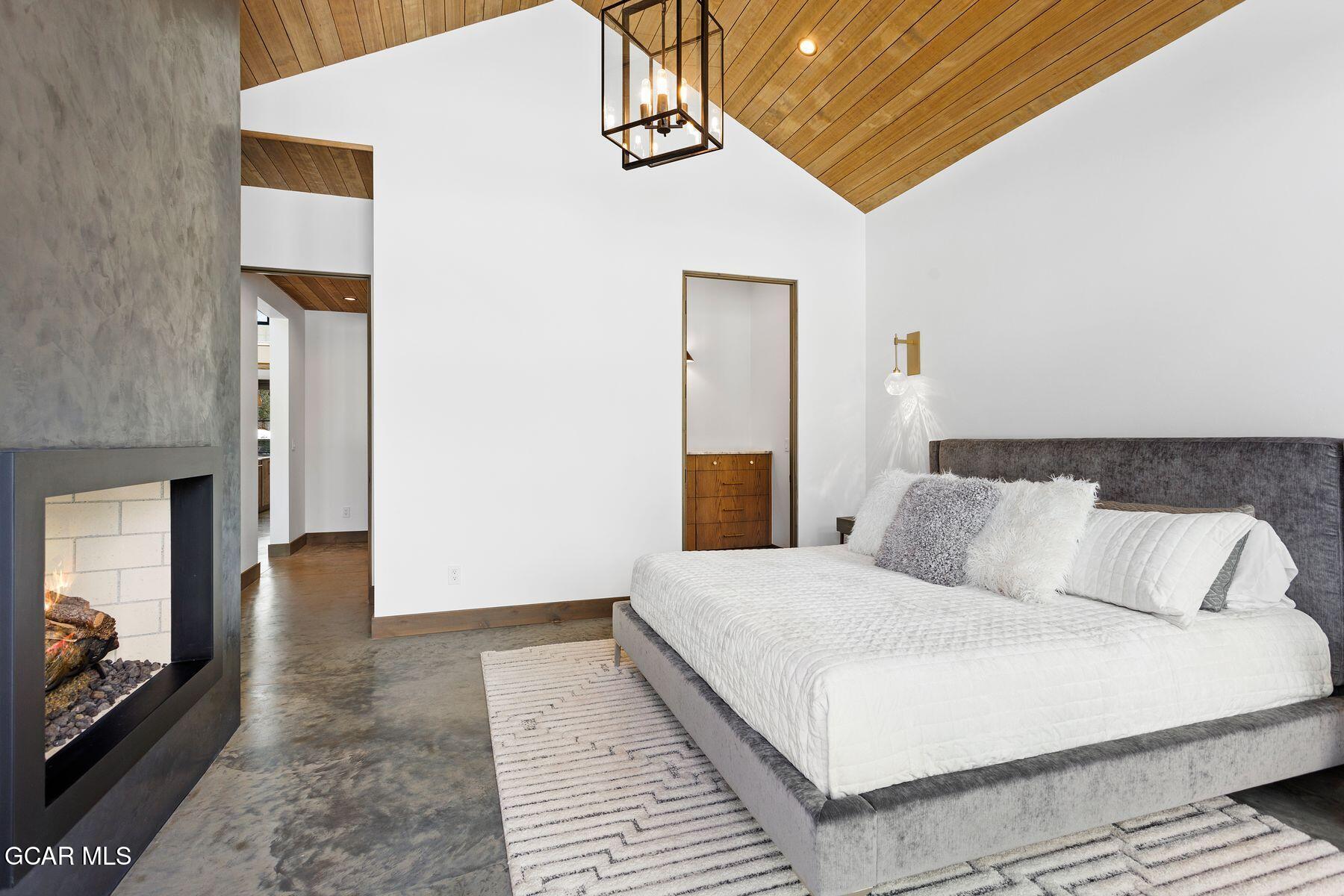 212 Beaver Lodge Road