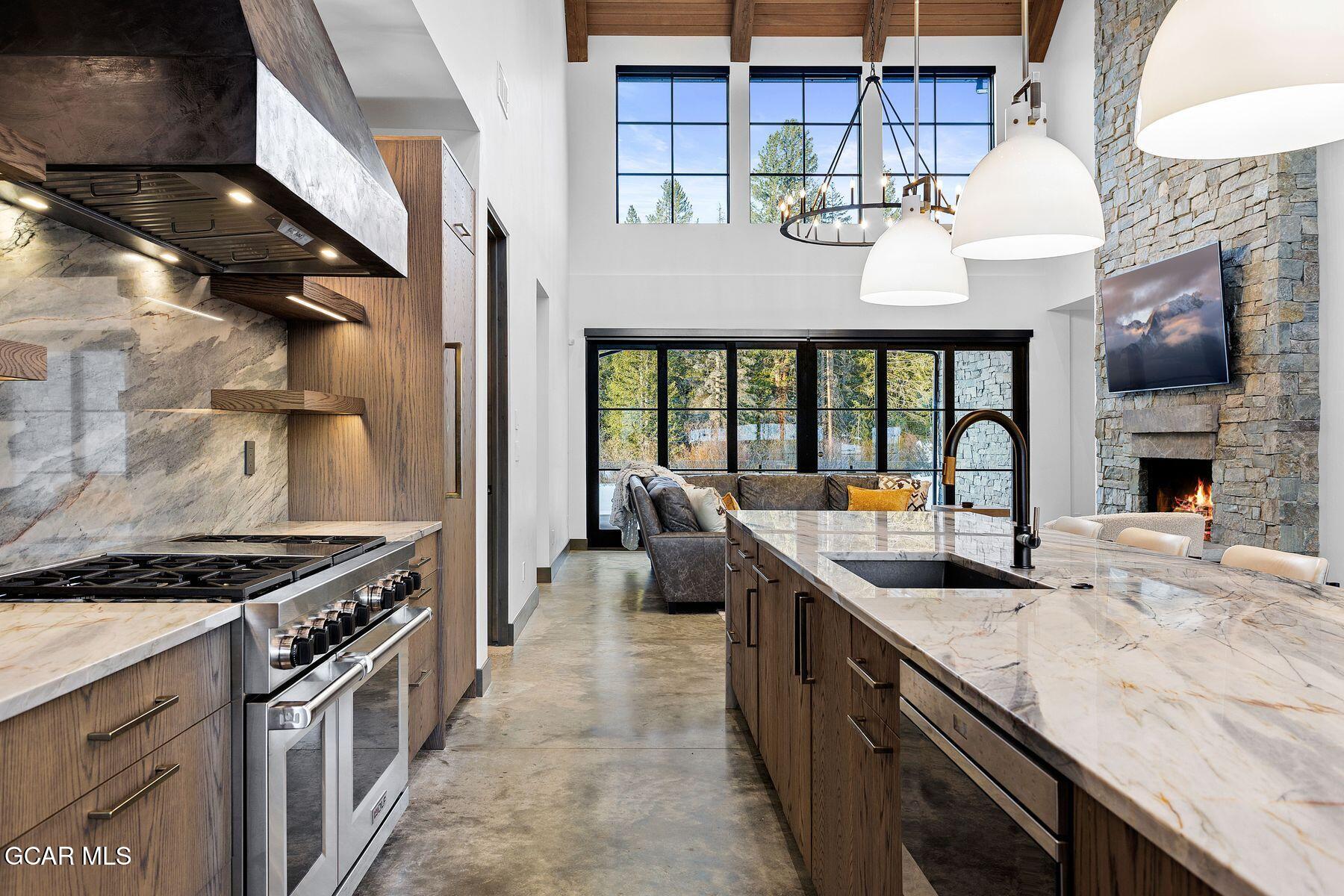 212 Beaver Lodge Road