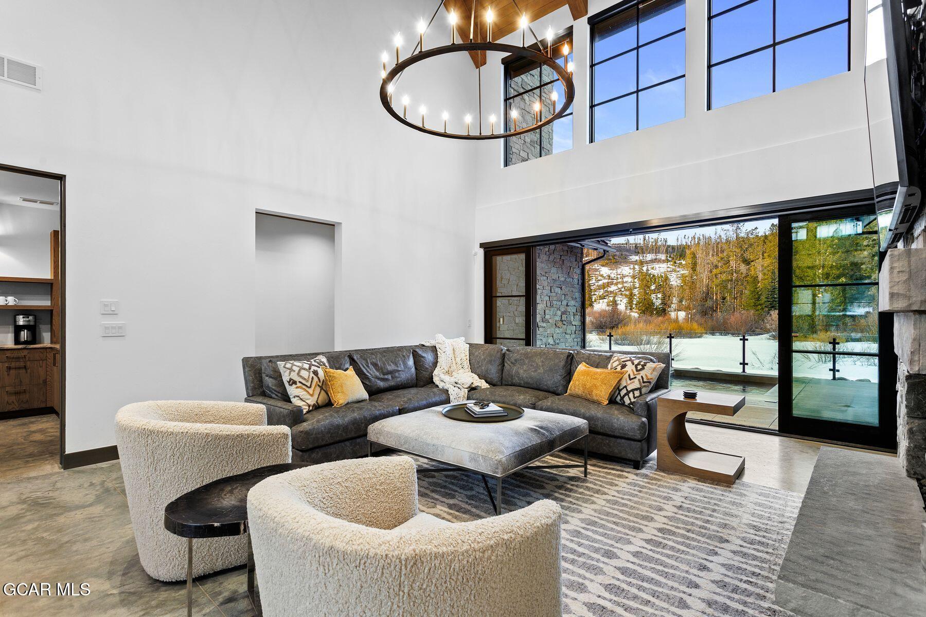 212 Beaver Lodge Road