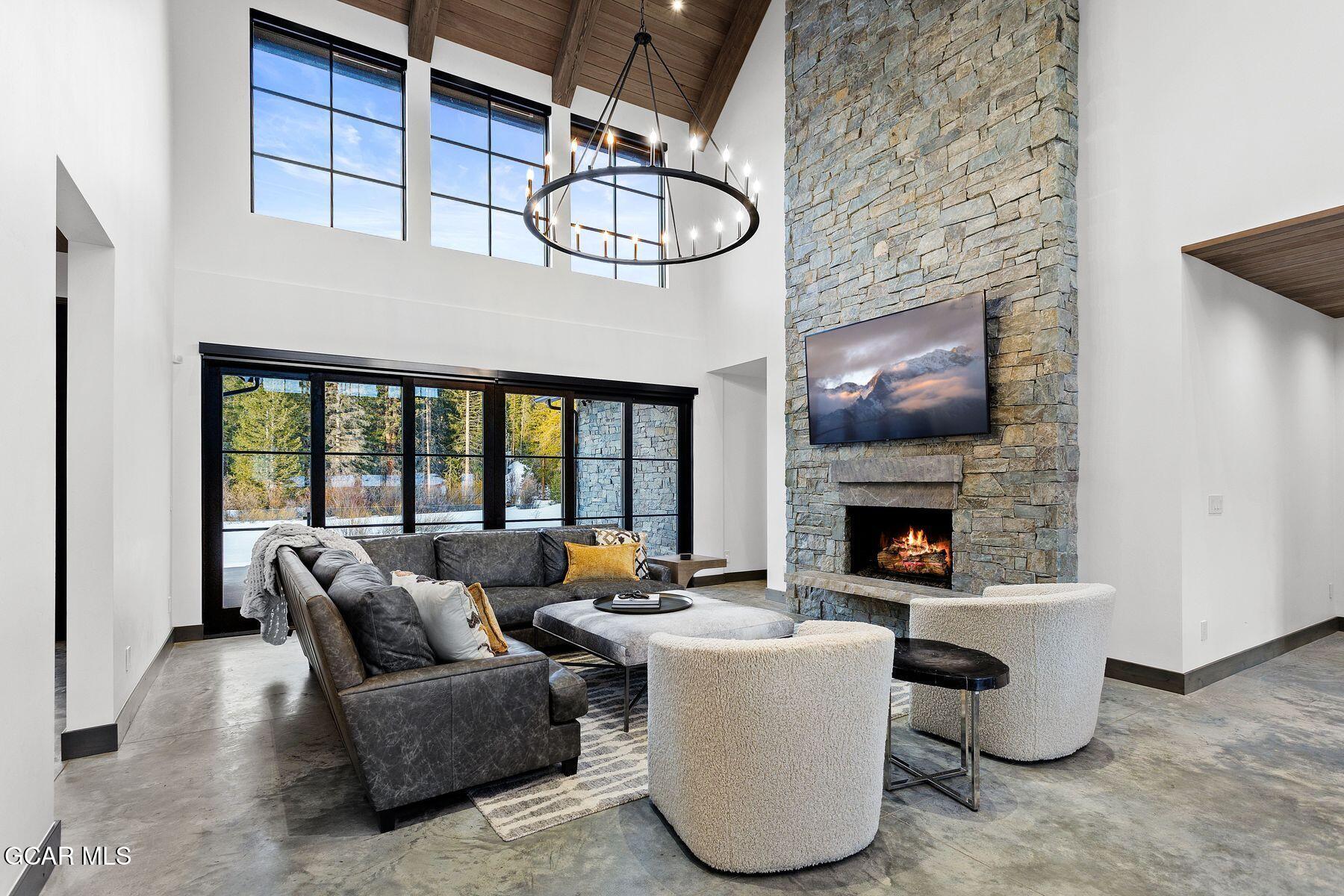212 Beaver Lodge Road