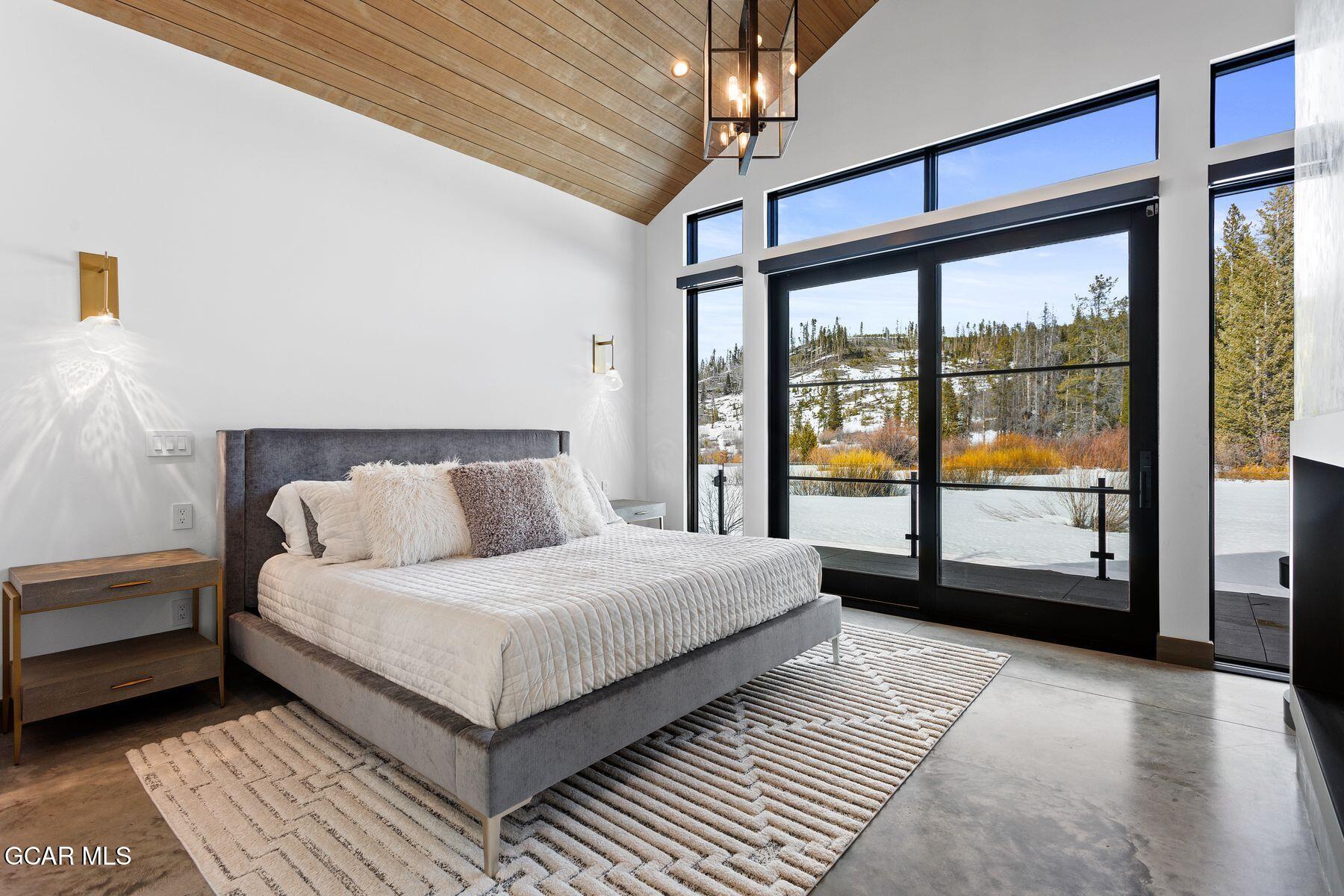 212 Beaver Lodge Road
