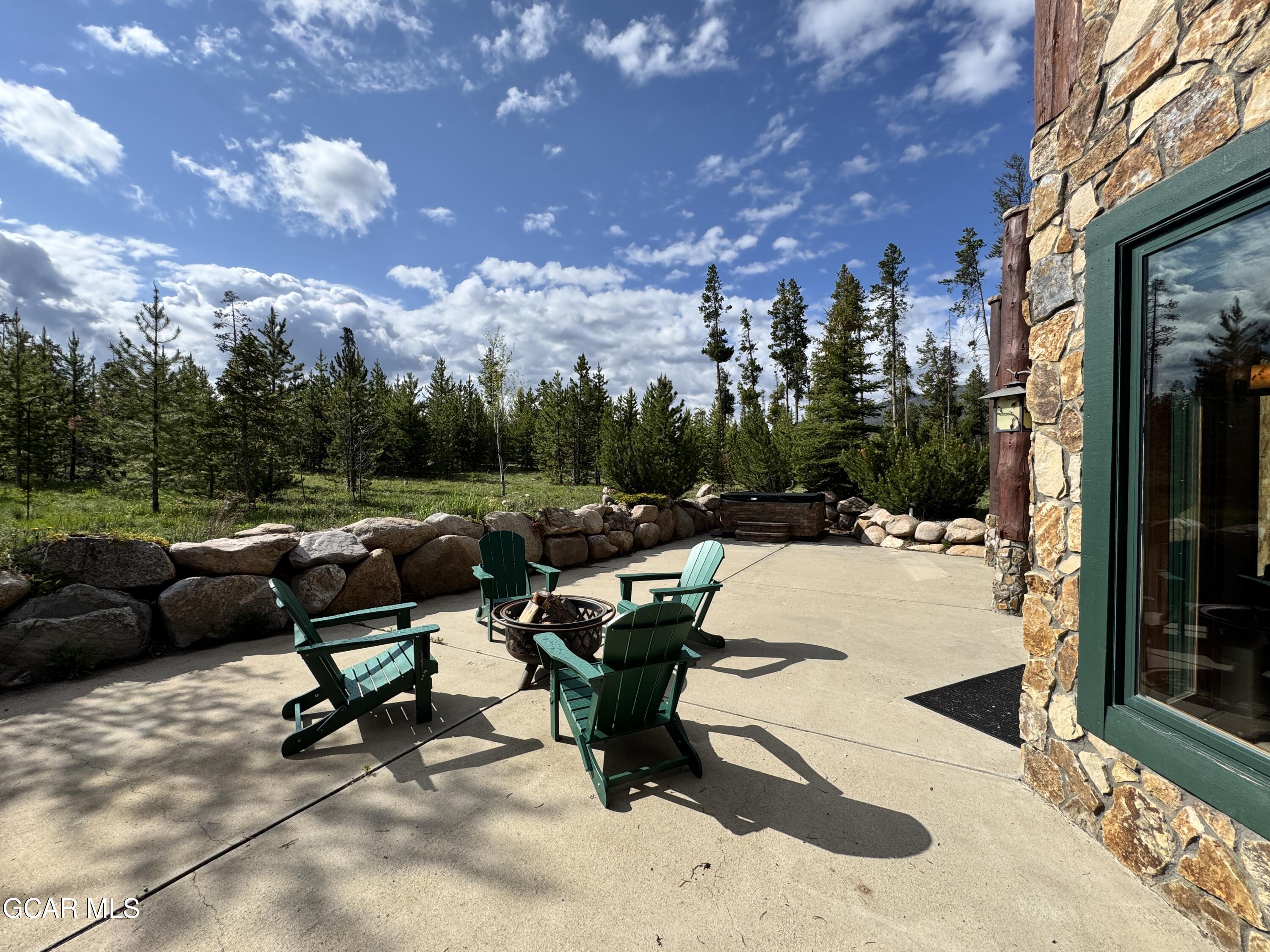 1665 GCR 511 aka Golf Course Circle