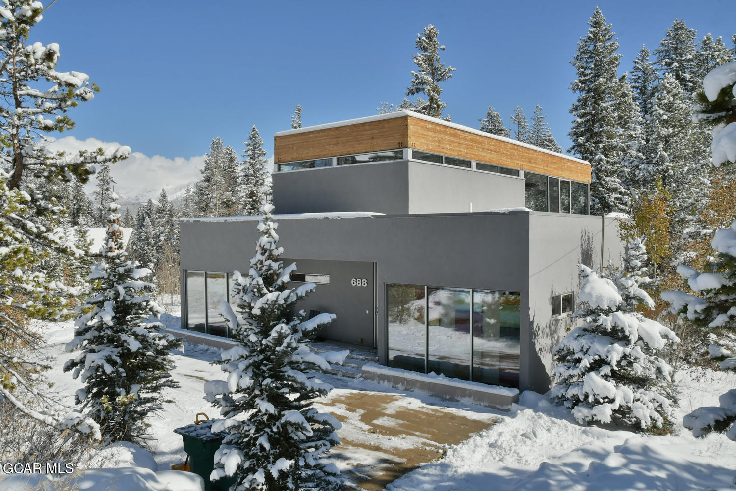 688 Vasquez Road