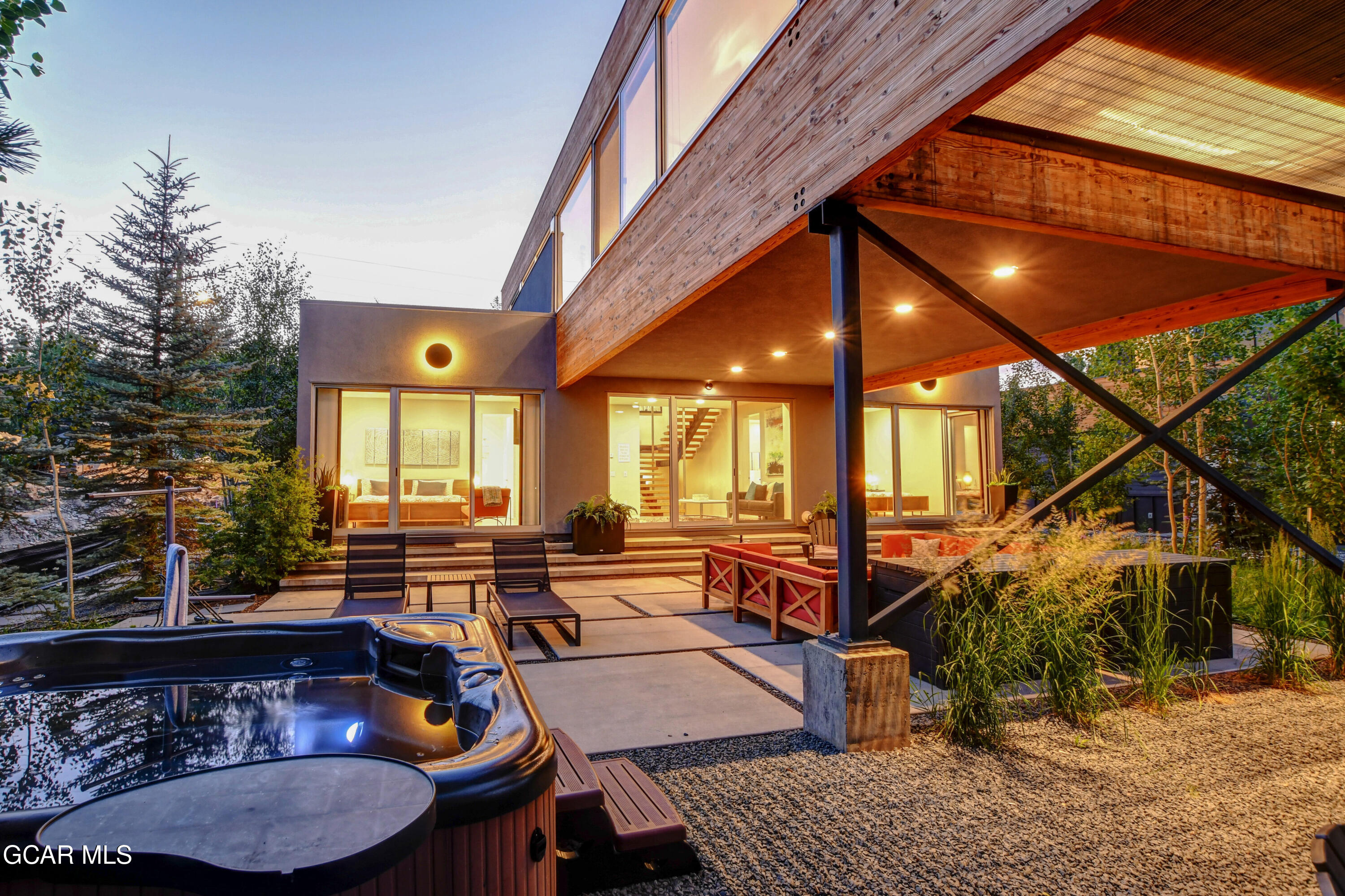 688 Vasquez Road