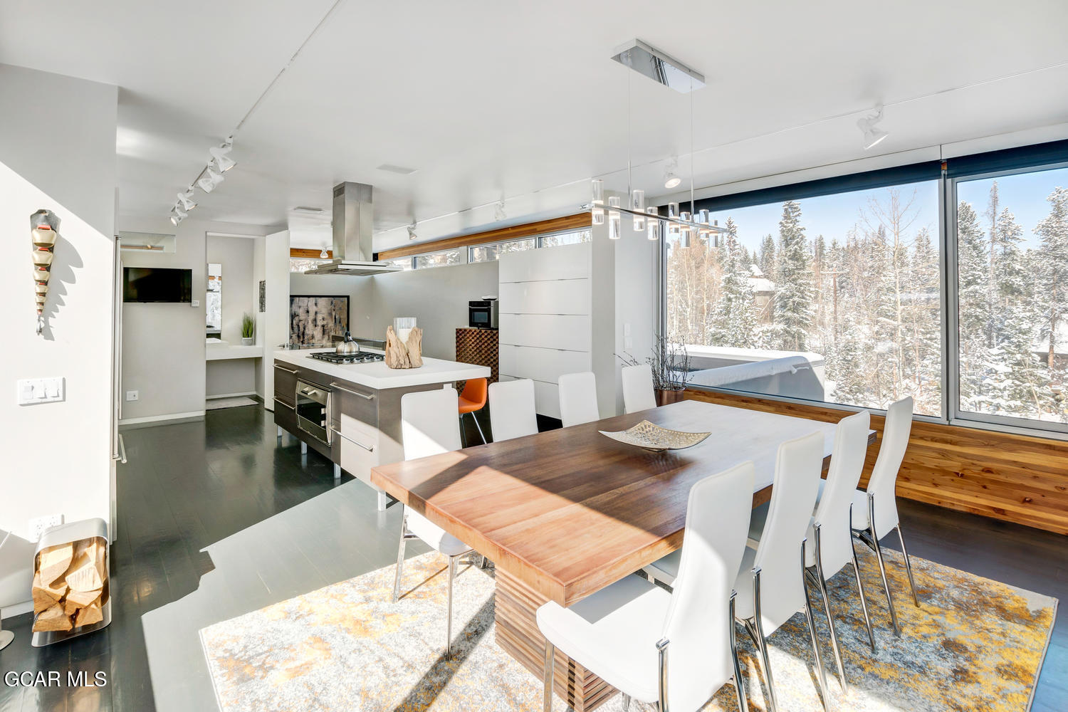 688 Vasquez Road