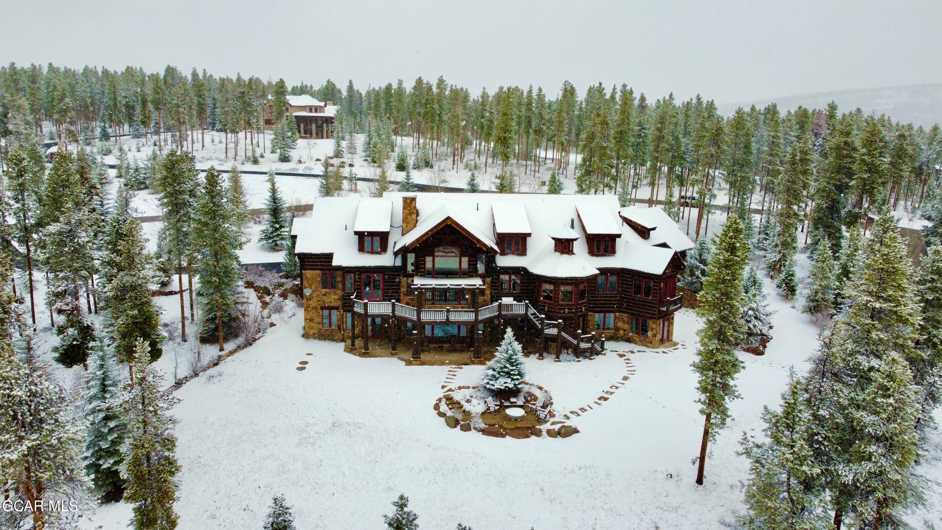 492 Golf Course Circle