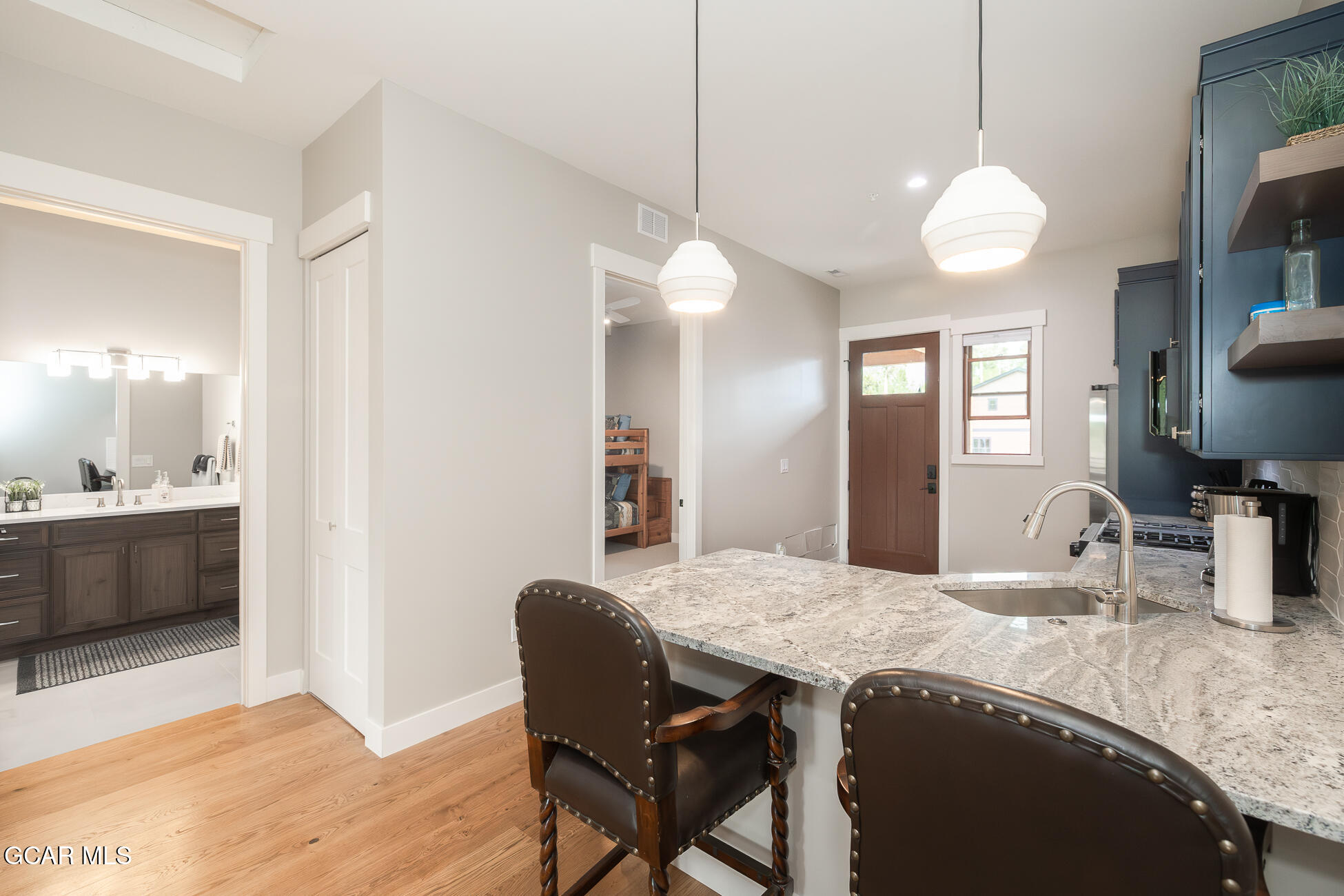 505 GRAND Avenue 204