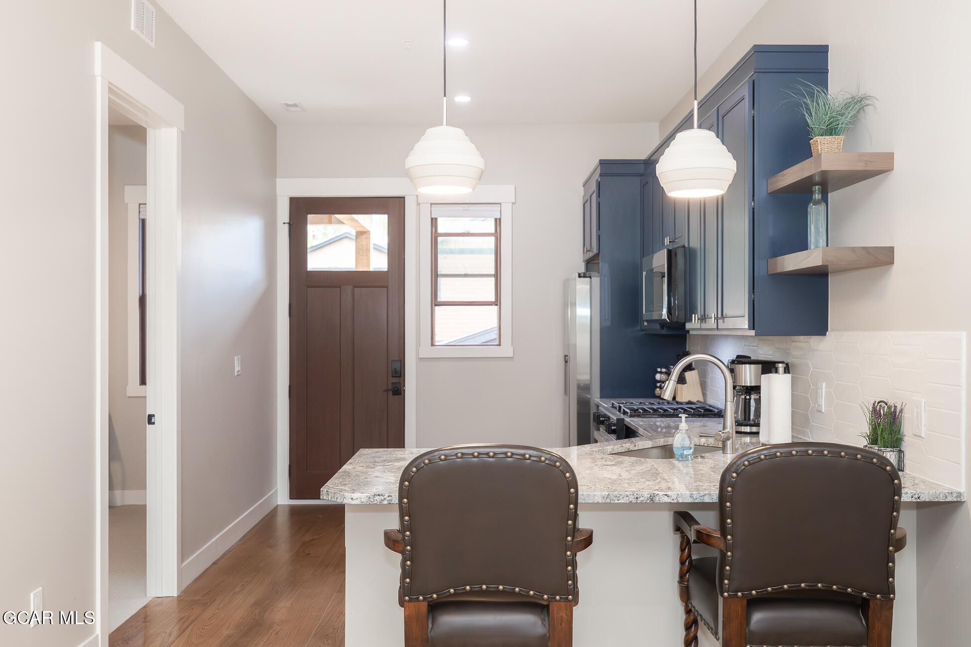 505 GRAND Avenue 204