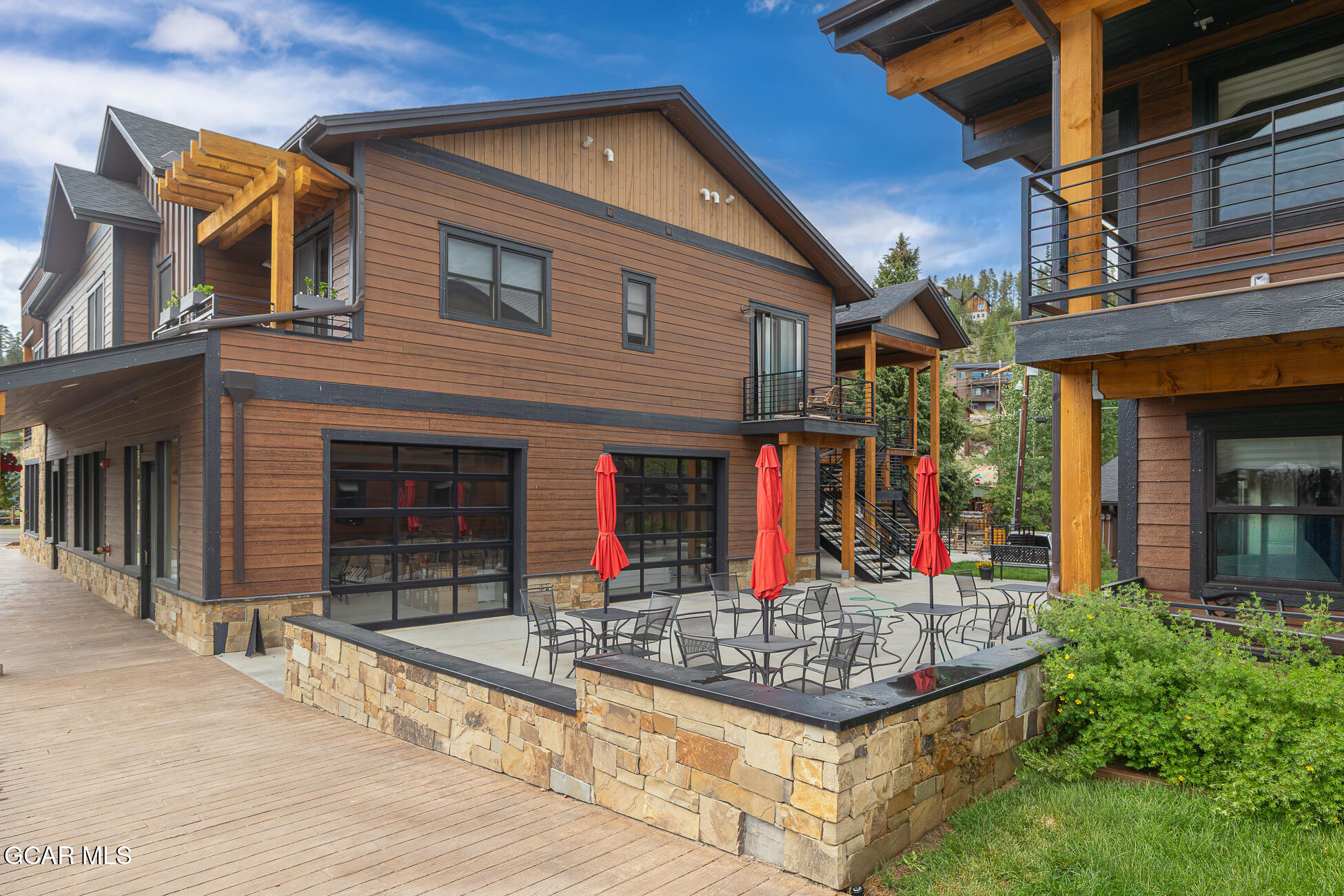 505 GRAND Avenue 204