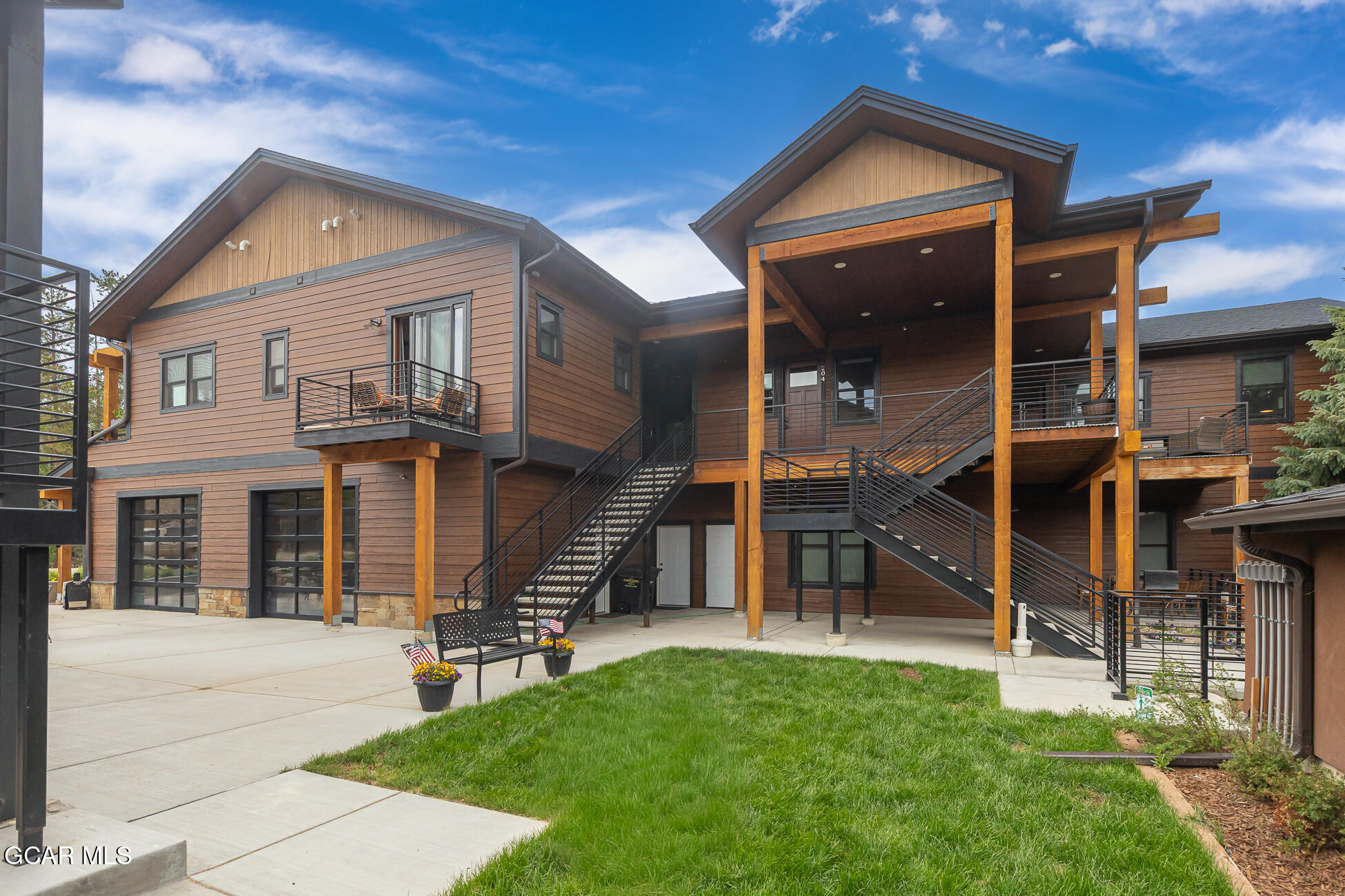 505 GRAND Avenue 204