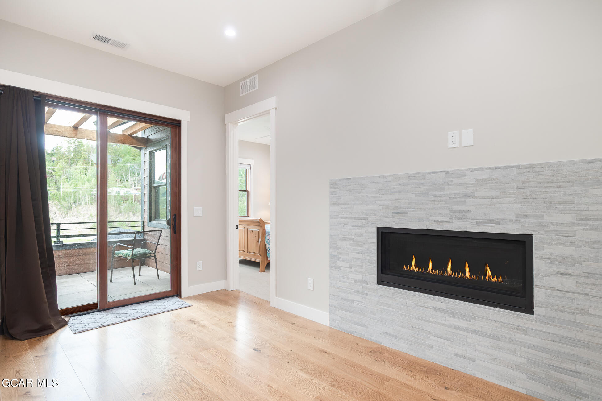 505 GRAND Avenue 204