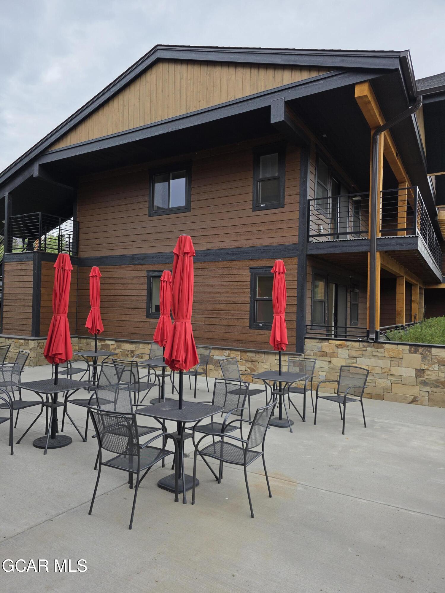 505 GRAND Avenue 201