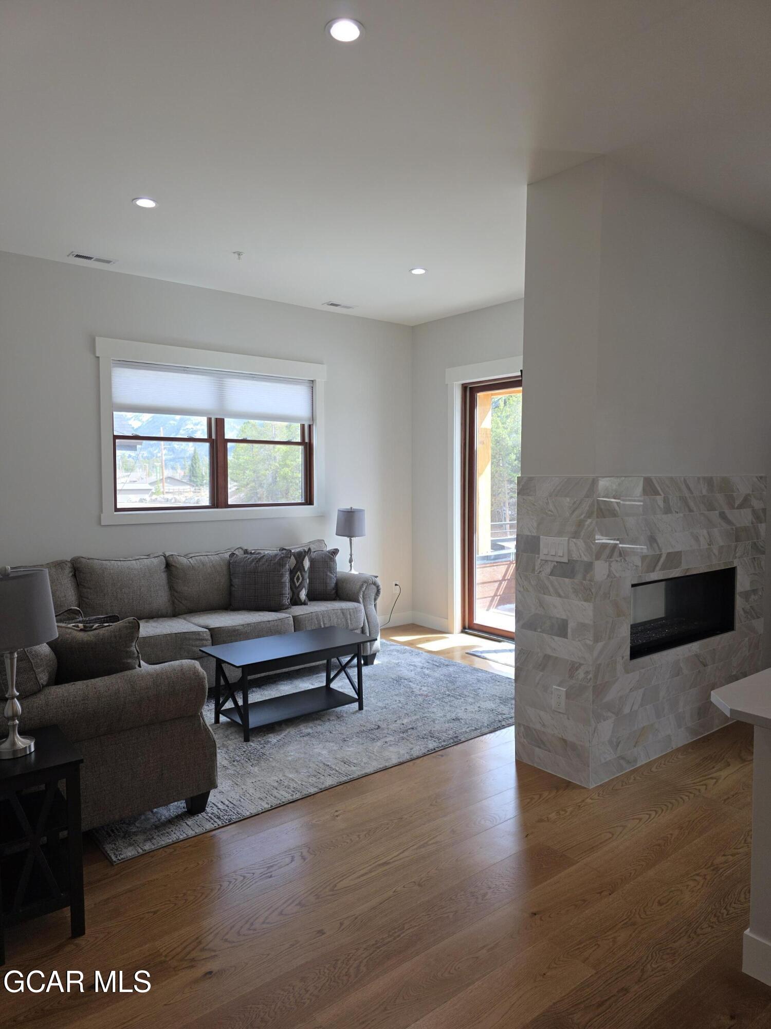 505 GRAND Avenue 201