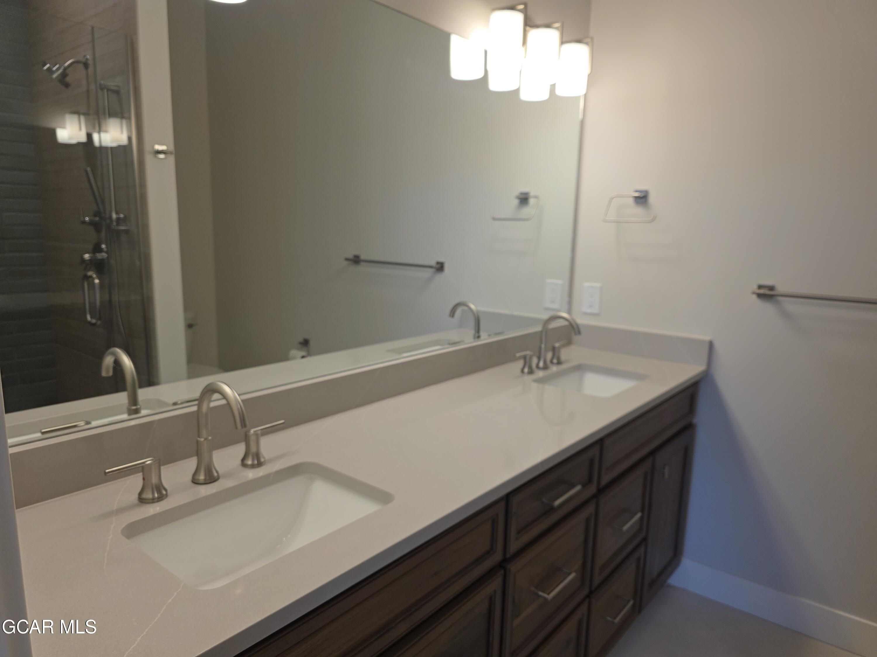 505 GRAND Avenue 203