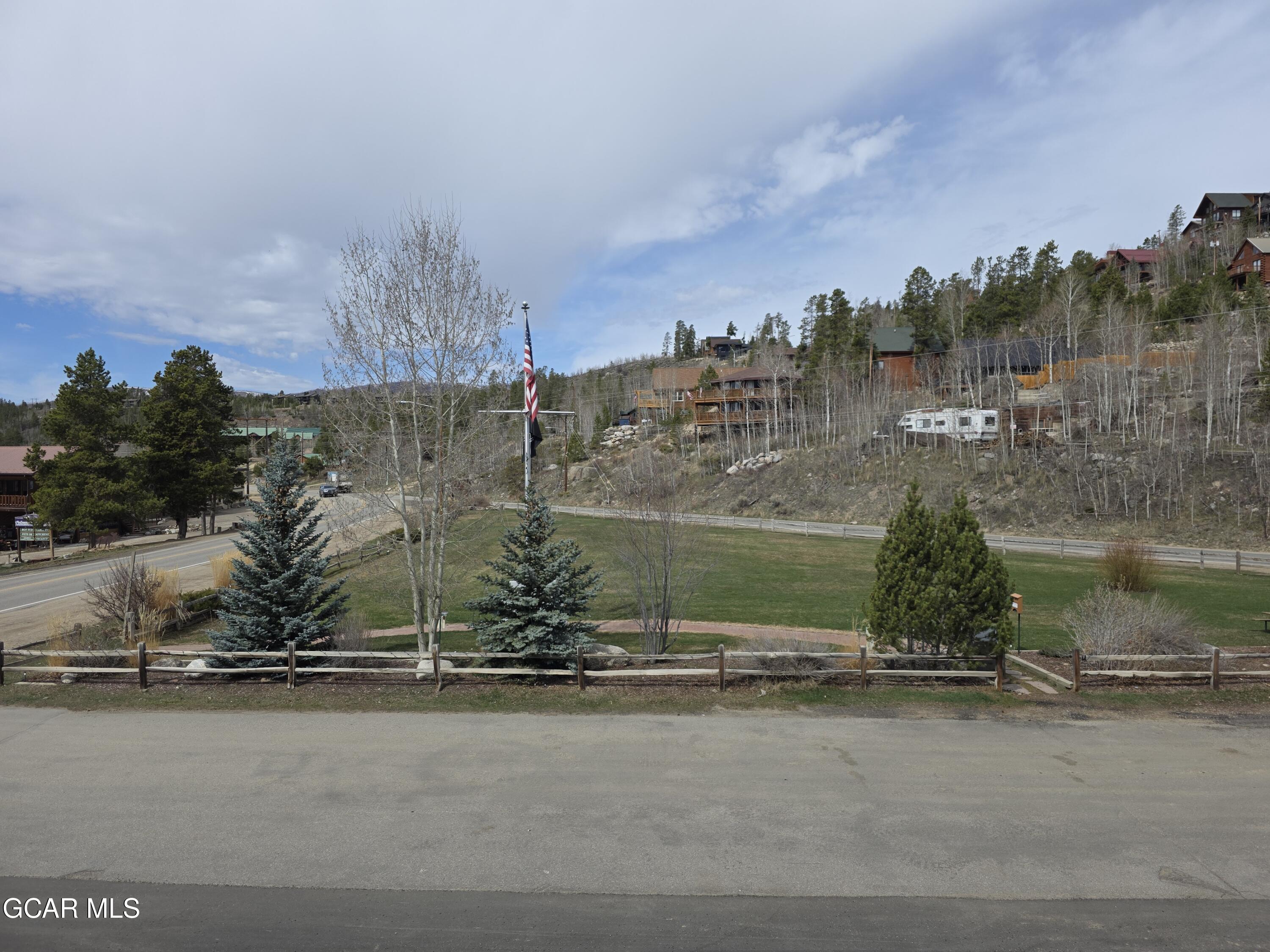 505 GRAND Avenue 203