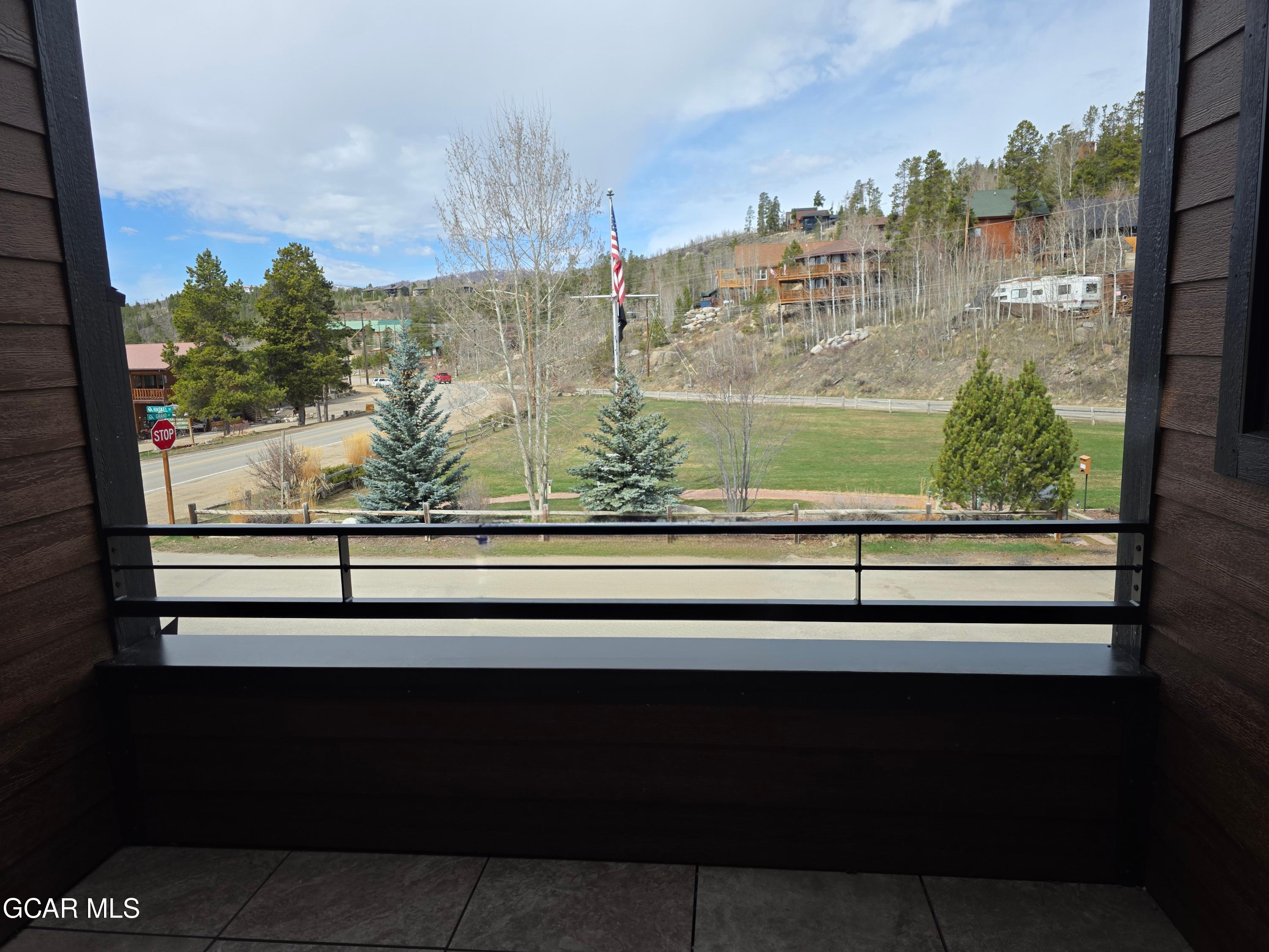 505 GRAND Avenue 203