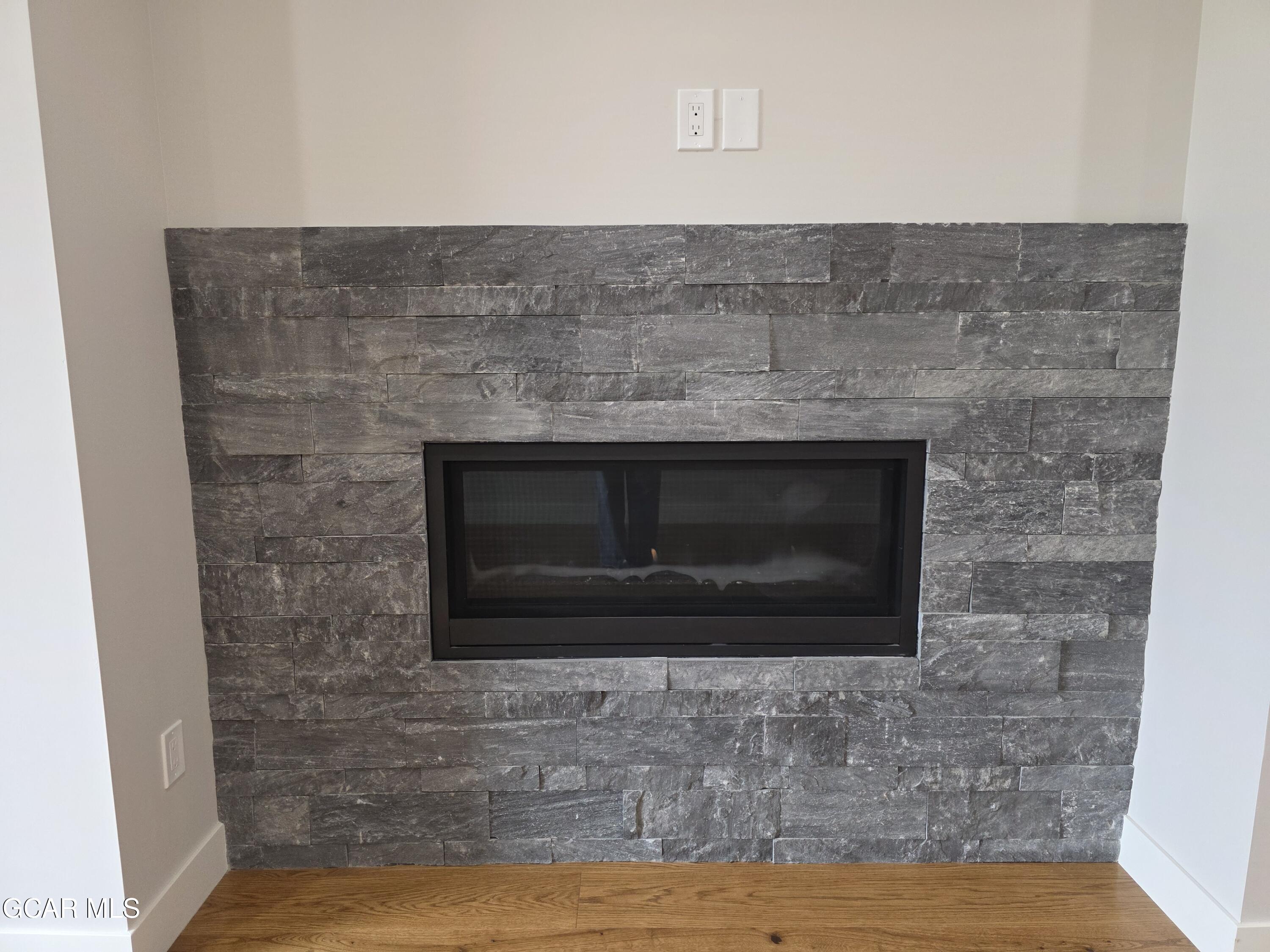 505 GRAND Avenue 203