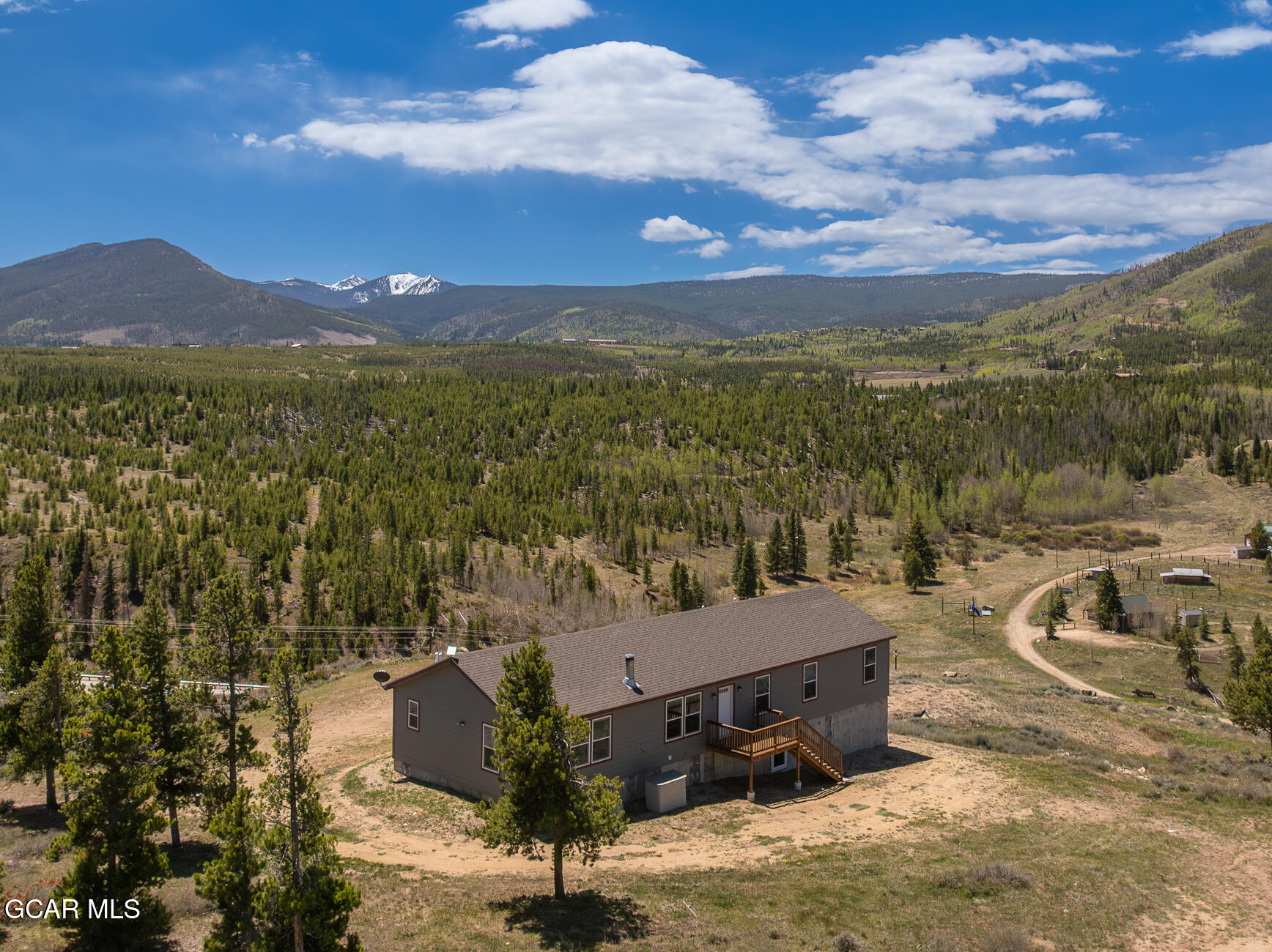 67285 US HWY 40
