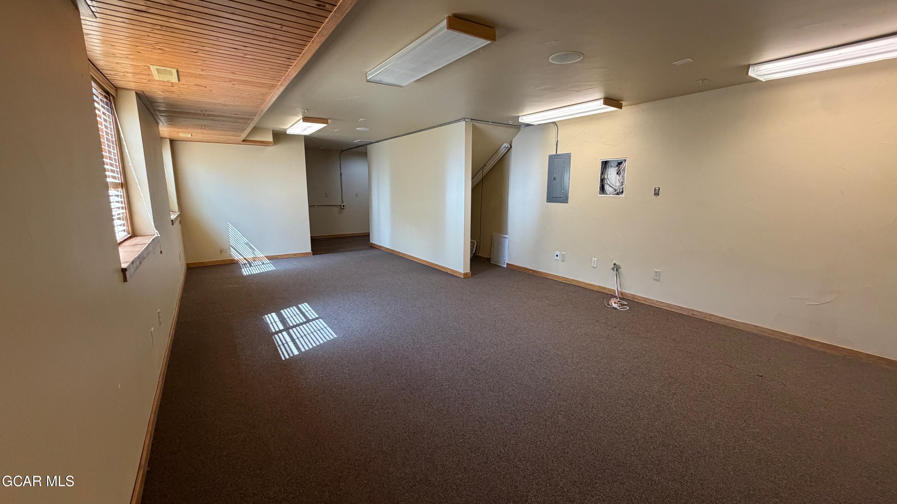 101 Lake Avenue 5
