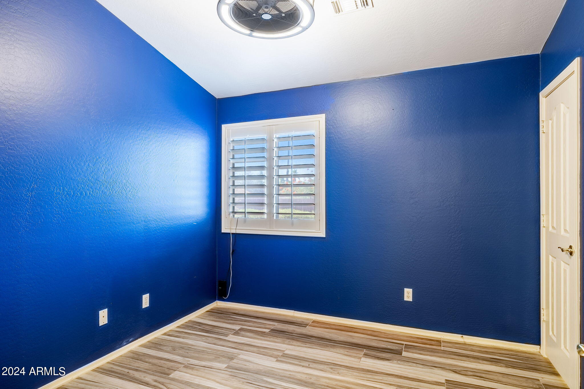 18014 N 44TH Place