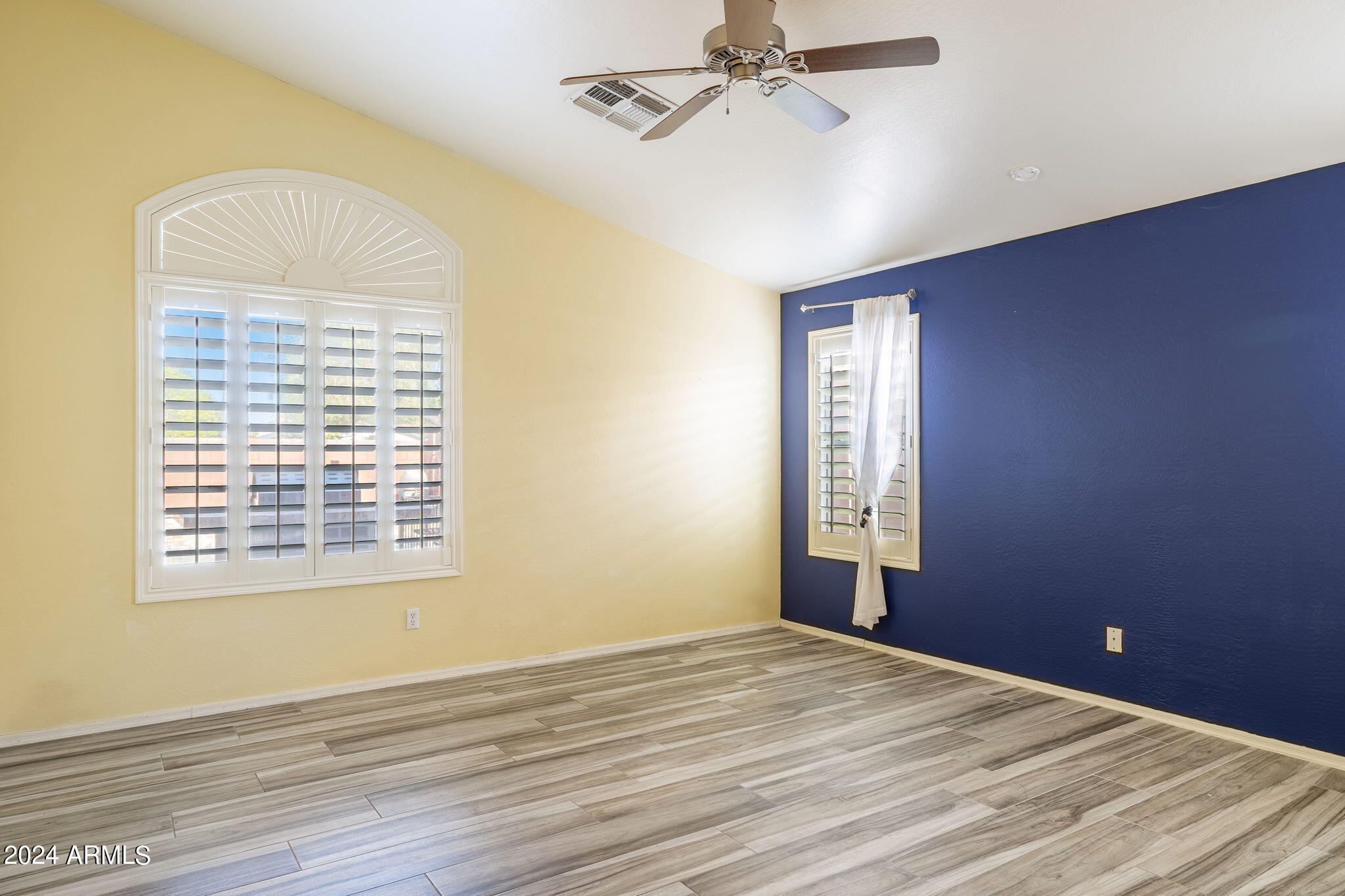18014 N 44TH Place