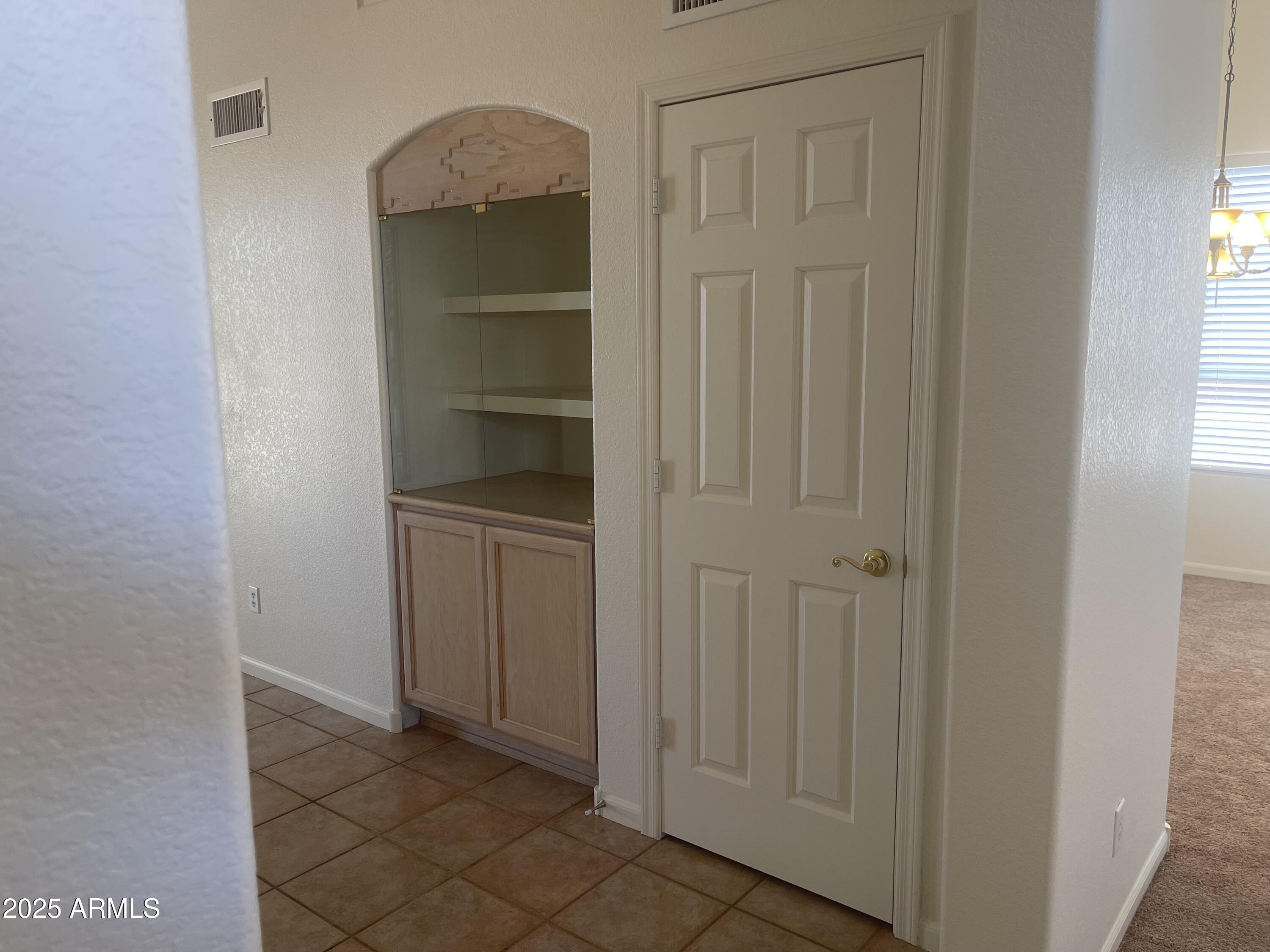 11109 W AMELIA Avenue