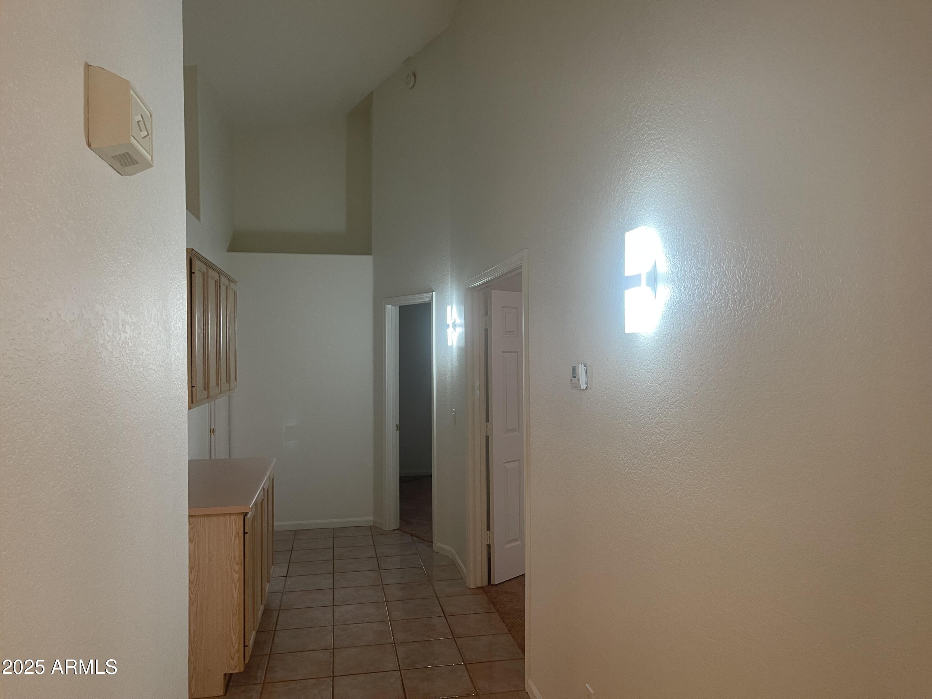 11109 W AMELIA Avenue