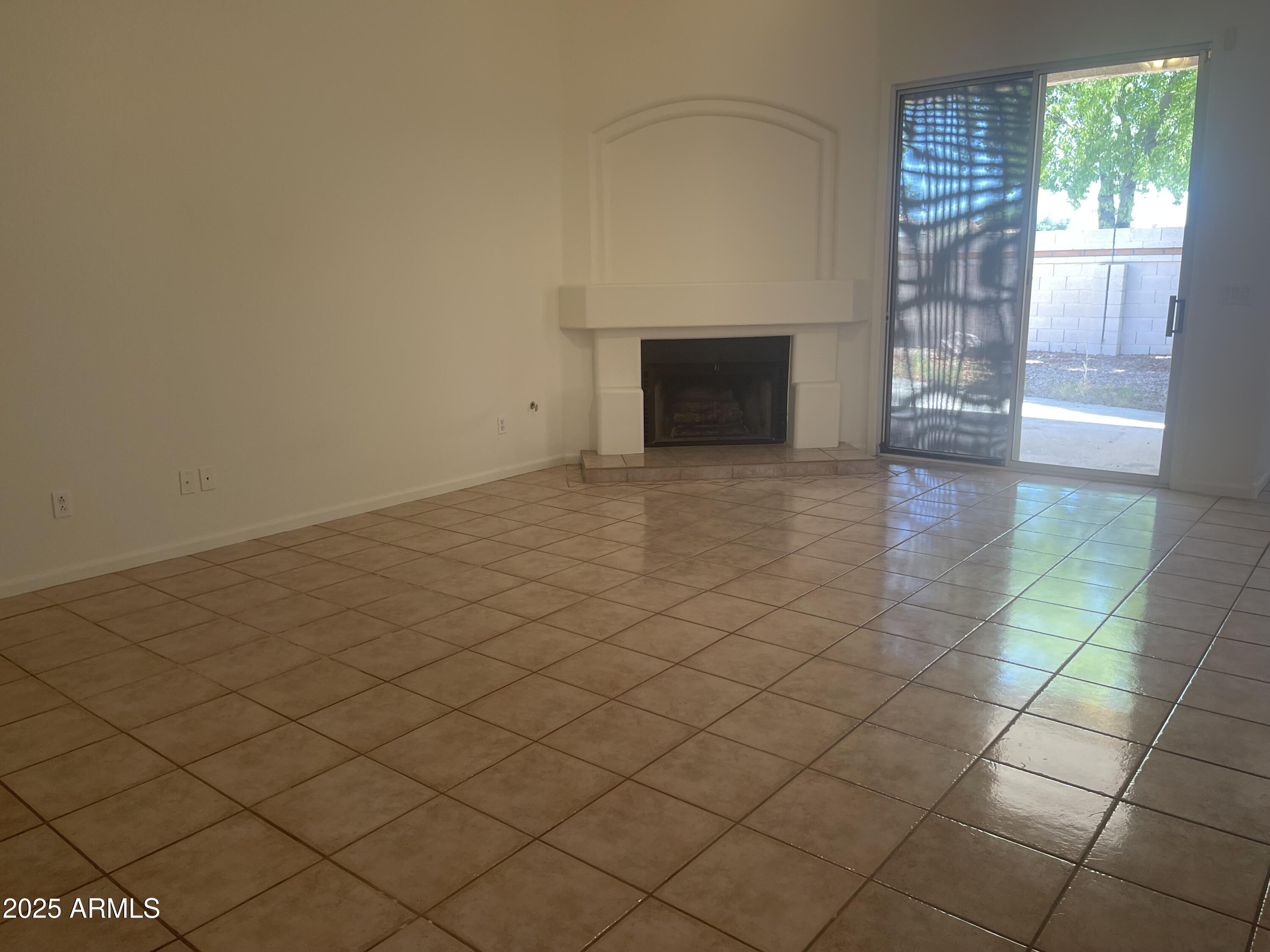 11109 W AMELIA Avenue