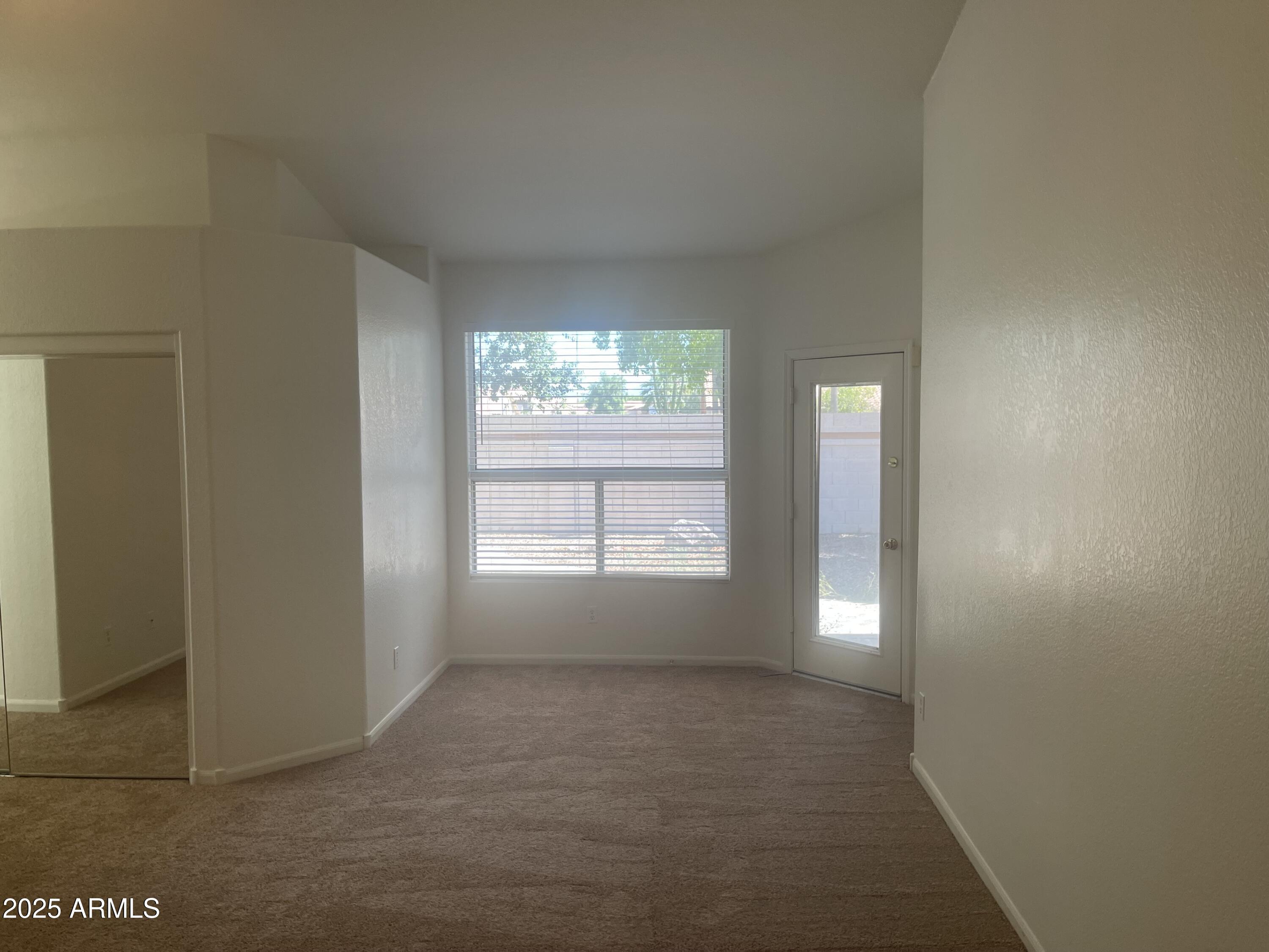 11109 W AMELIA Avenue