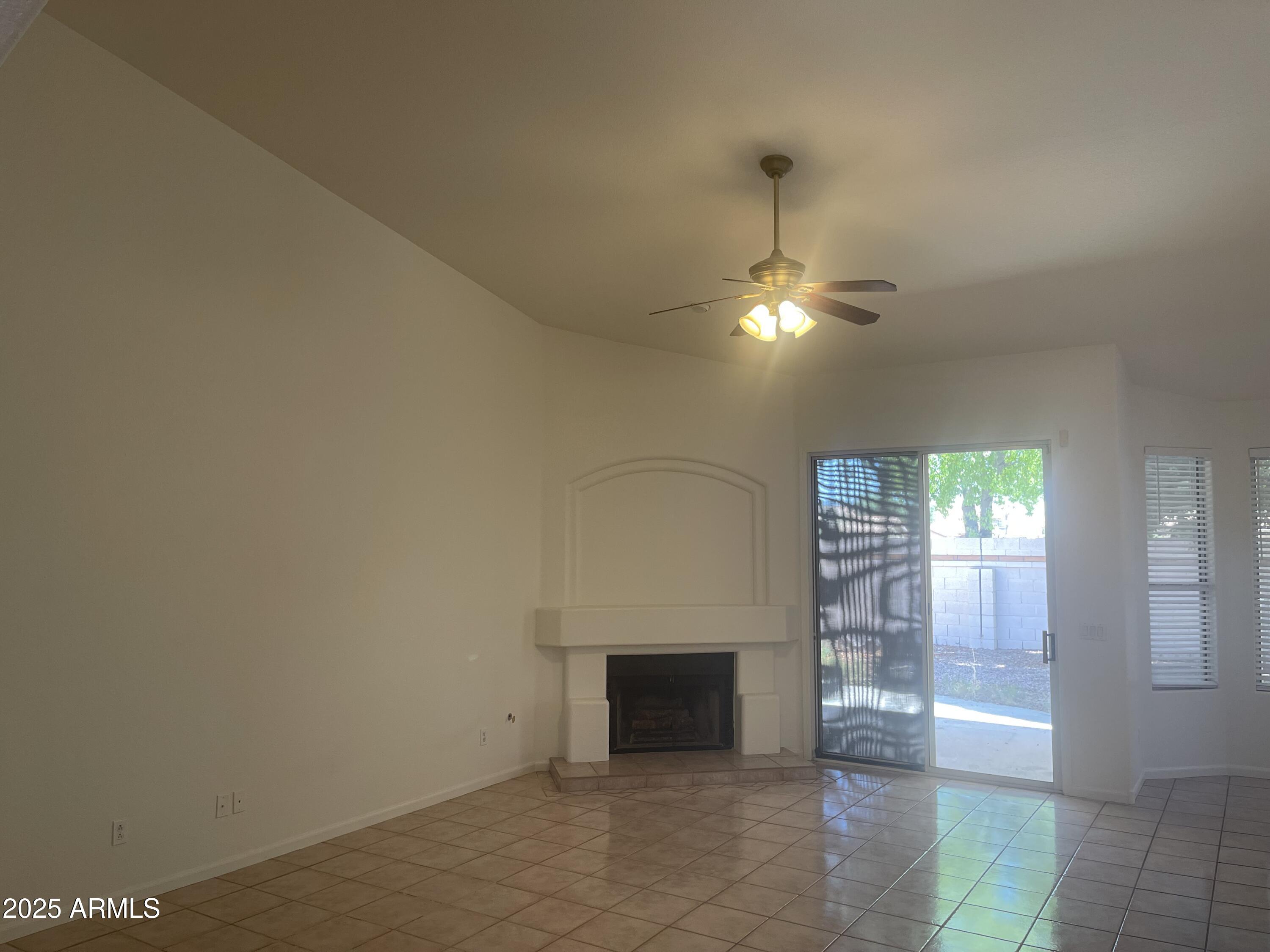 11109 W AMELIA Avenue
