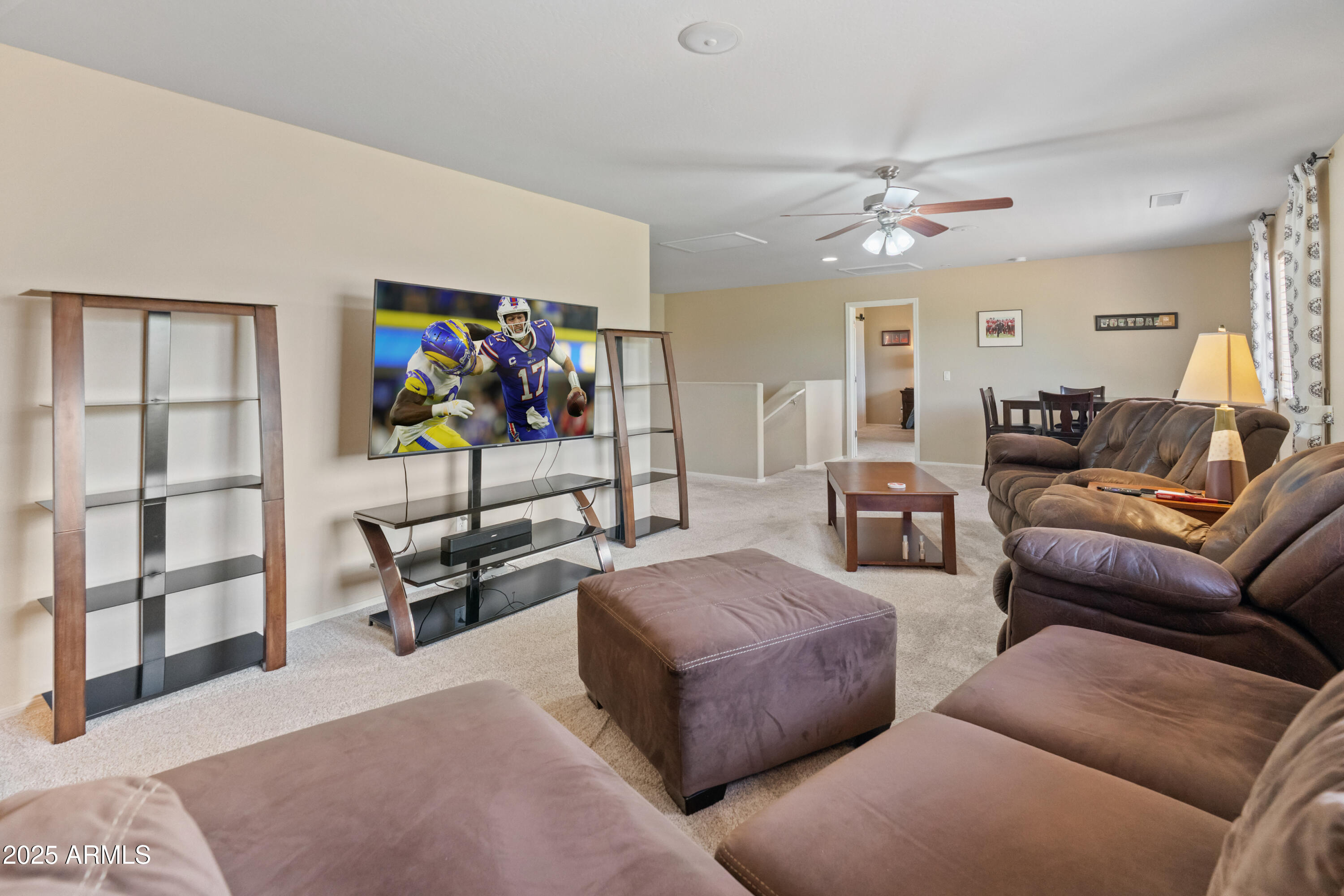 26011 W TONOPAH Drive