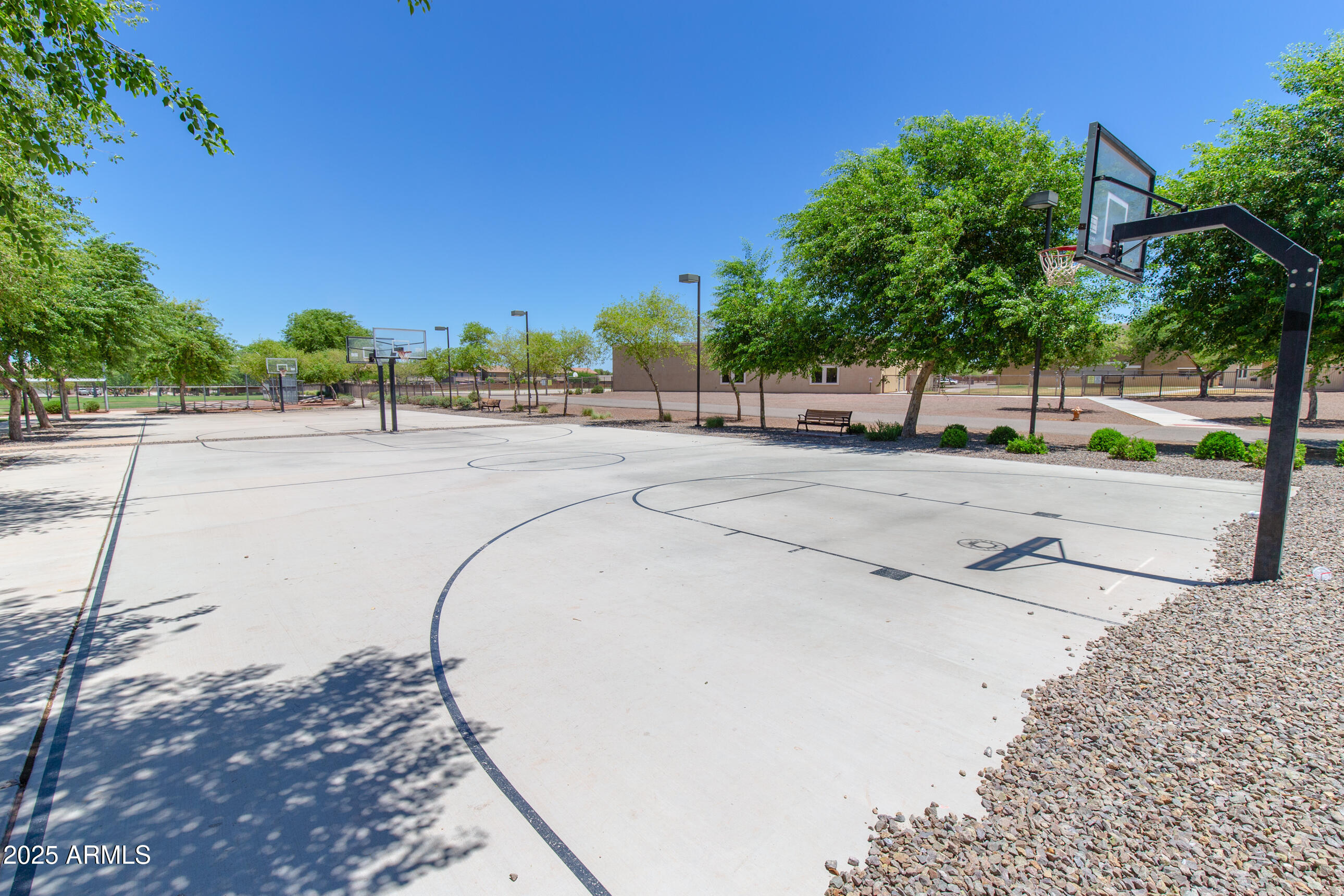 26011 W TONOPAH Drive