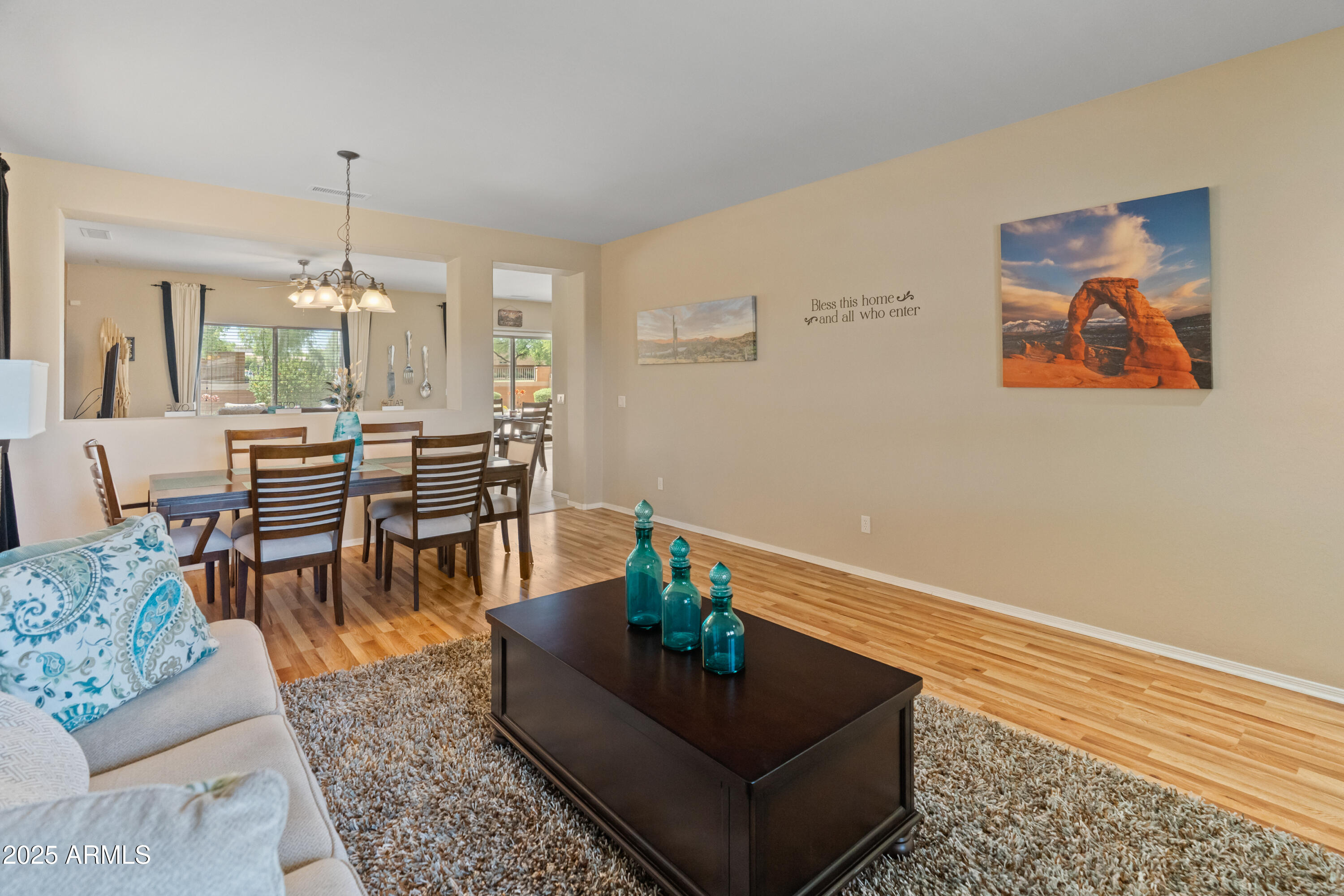 26011 W TONOPAH Drive