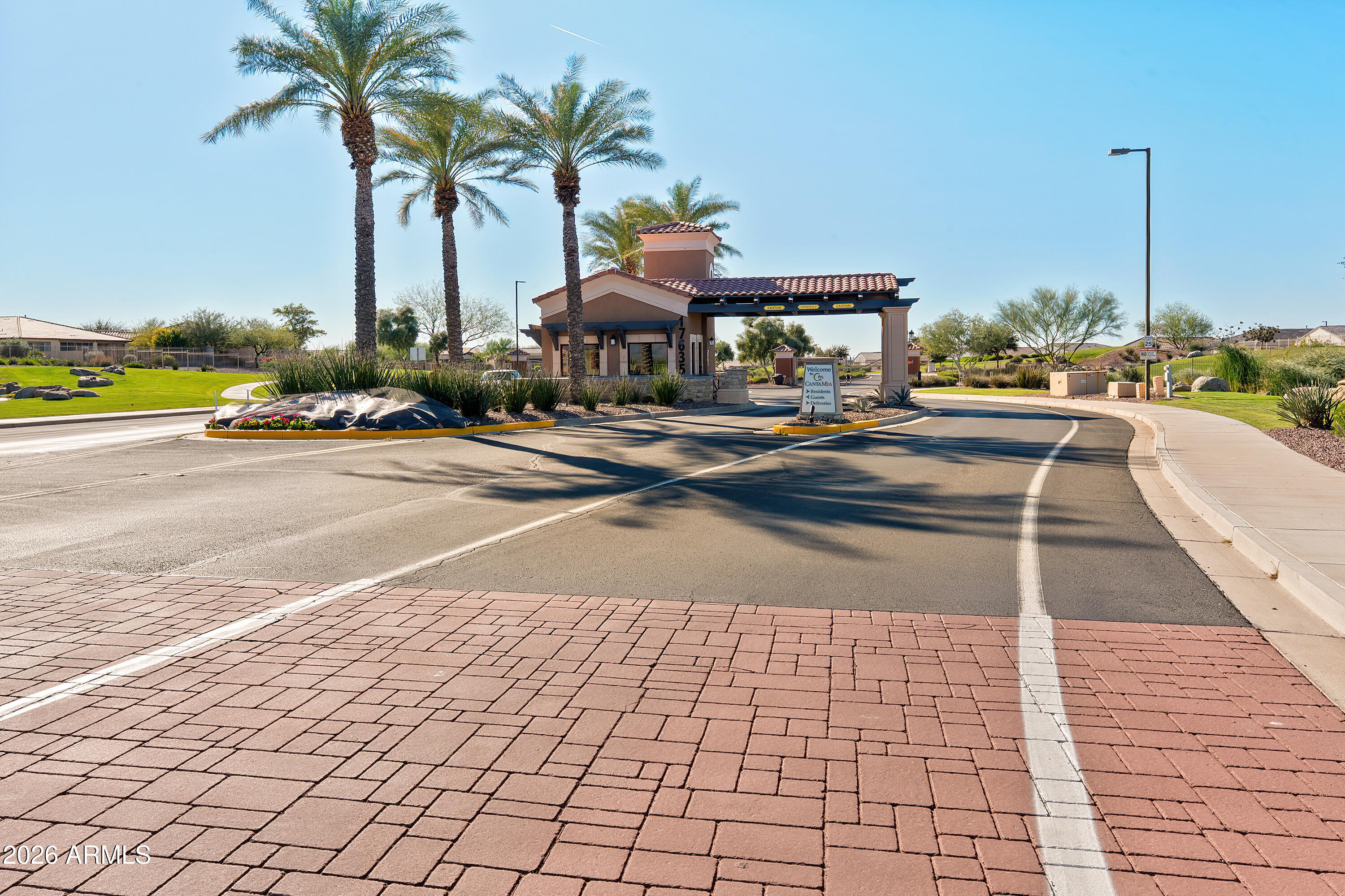 17930 W TANGLEWOOD Drive