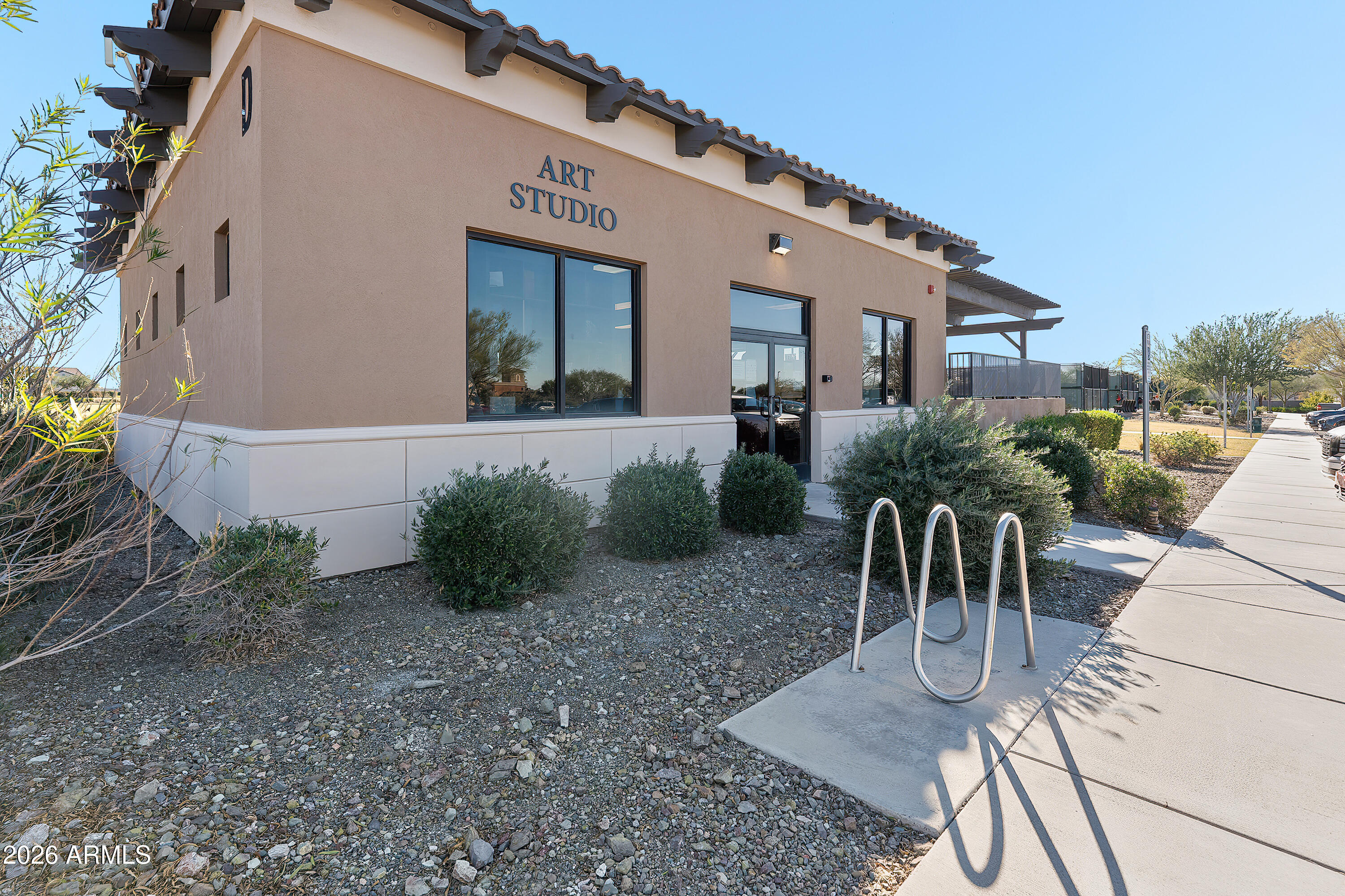 17930 W TANGLEWOOD Drive