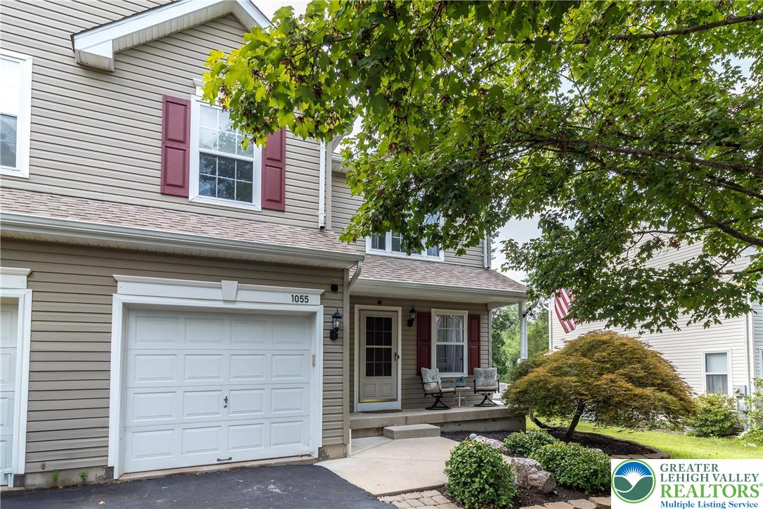1055 Heather Lane