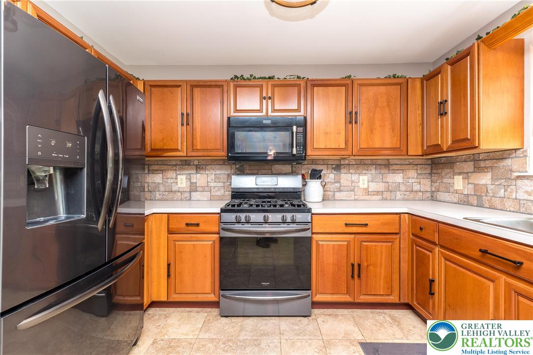 1055 Heather Lane