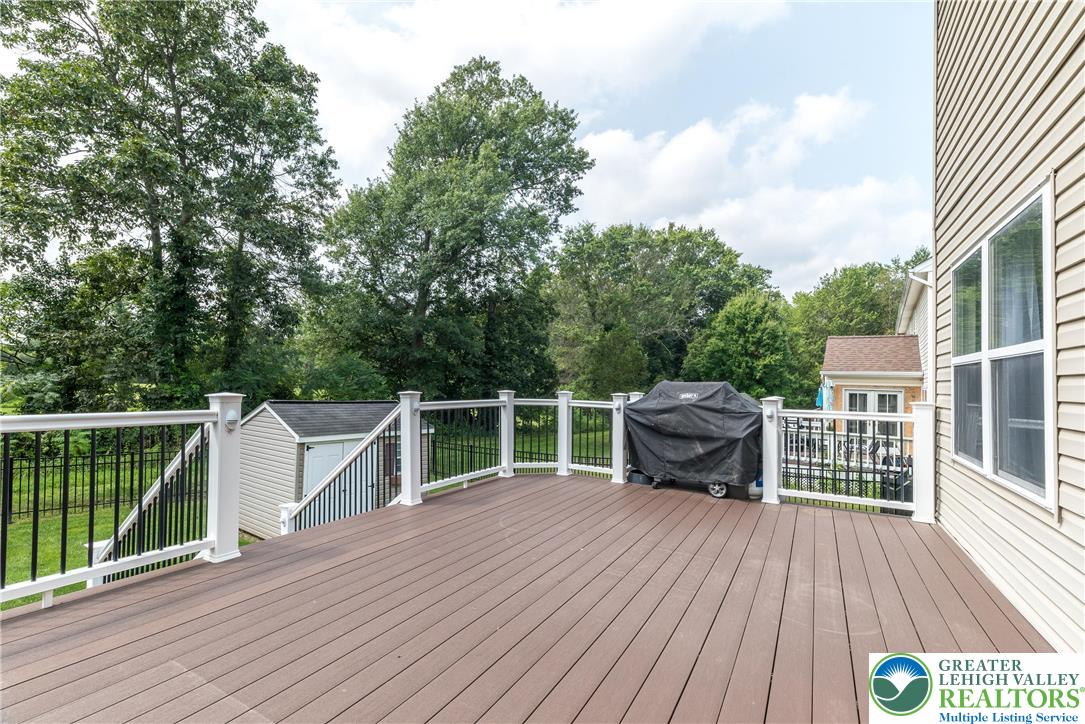 1055 Heather Lane
