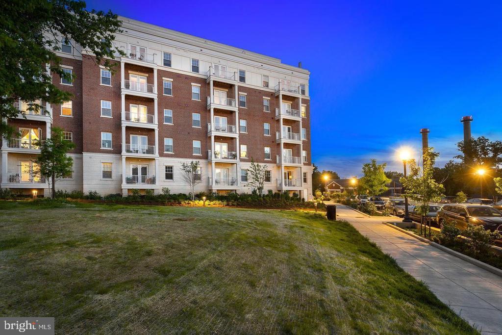 6803 CAMERON NW Unit: 510
