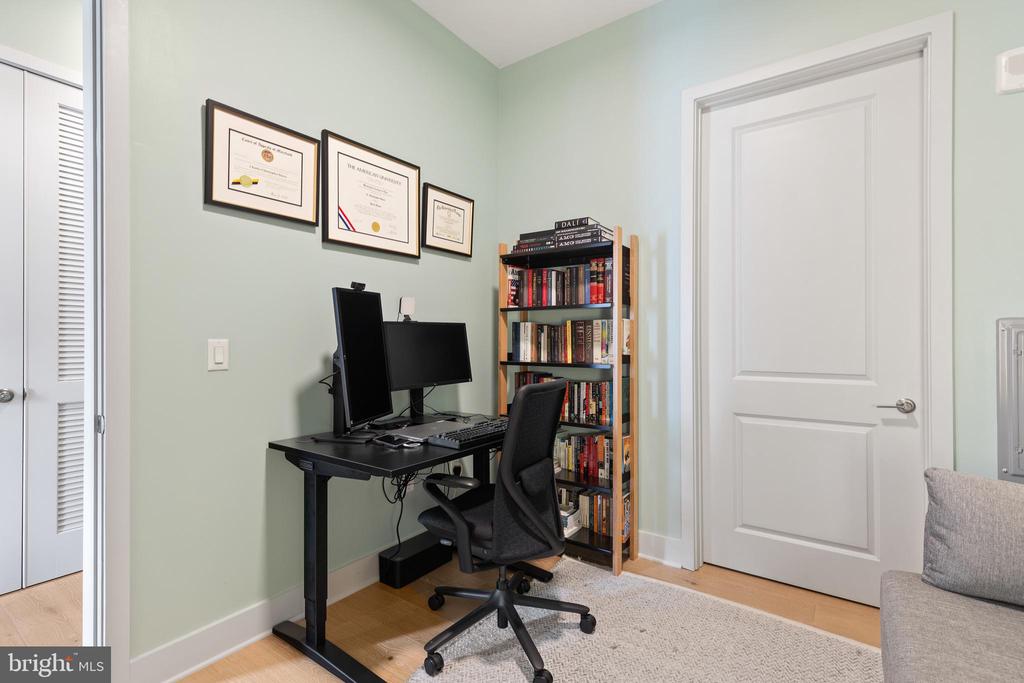 6803 CAMERON NW Unit: 510