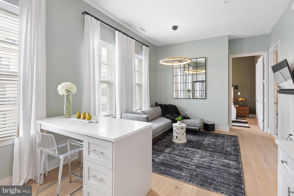 6803 CAMERON NW Unit: 510