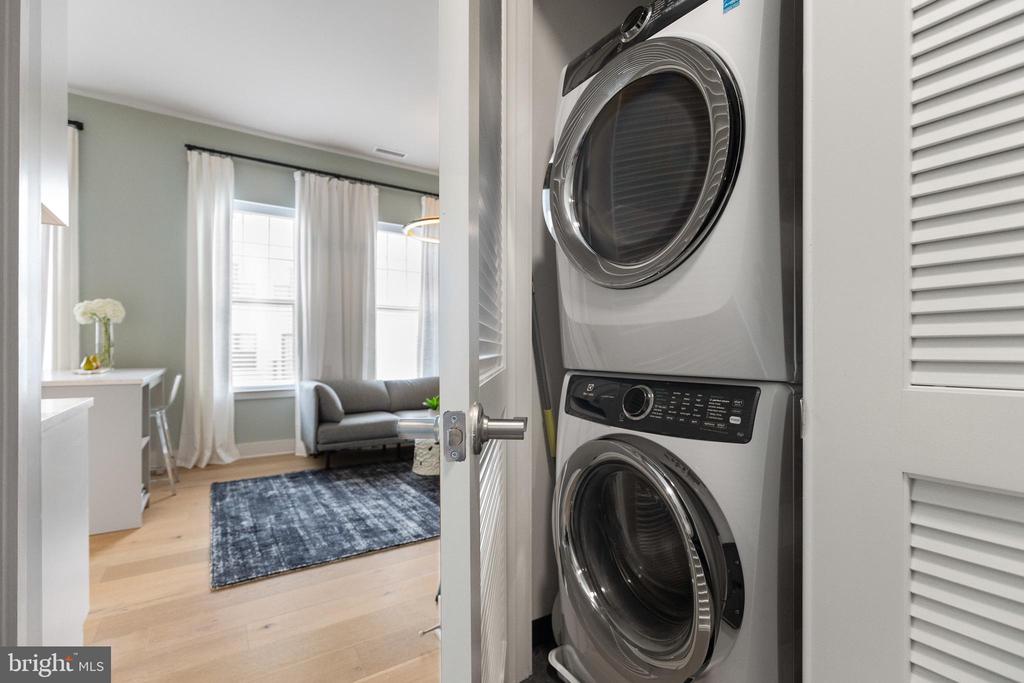 6803 CAMERON NW Unit: 510
