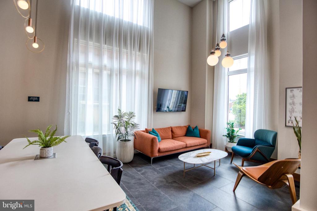 6803 CAMERON NW Unit: 510