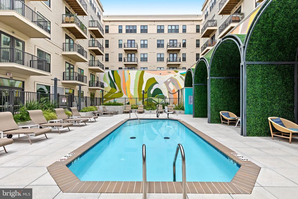 6803 CAMERON NW Unit: 510