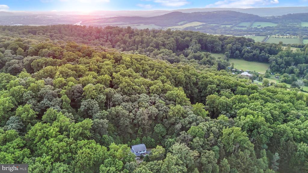 232 TURKEY HILL ROAD