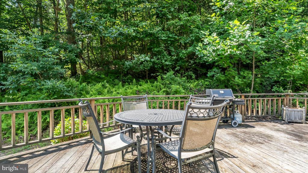232 TURKEY HILL ROAD